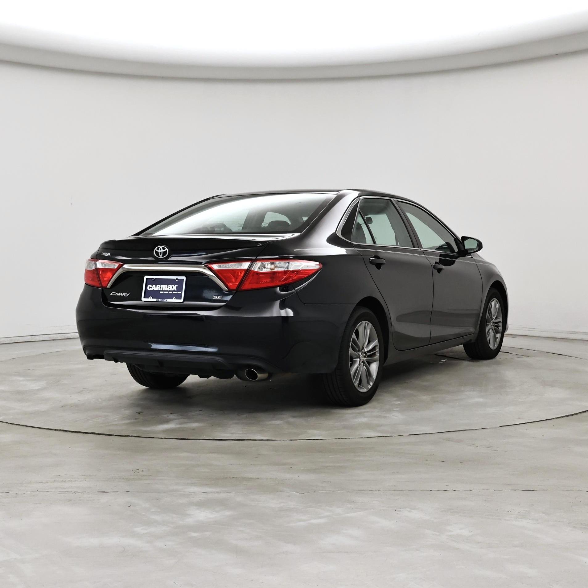 Thumbnail: 2015 Toyota Camry - 8