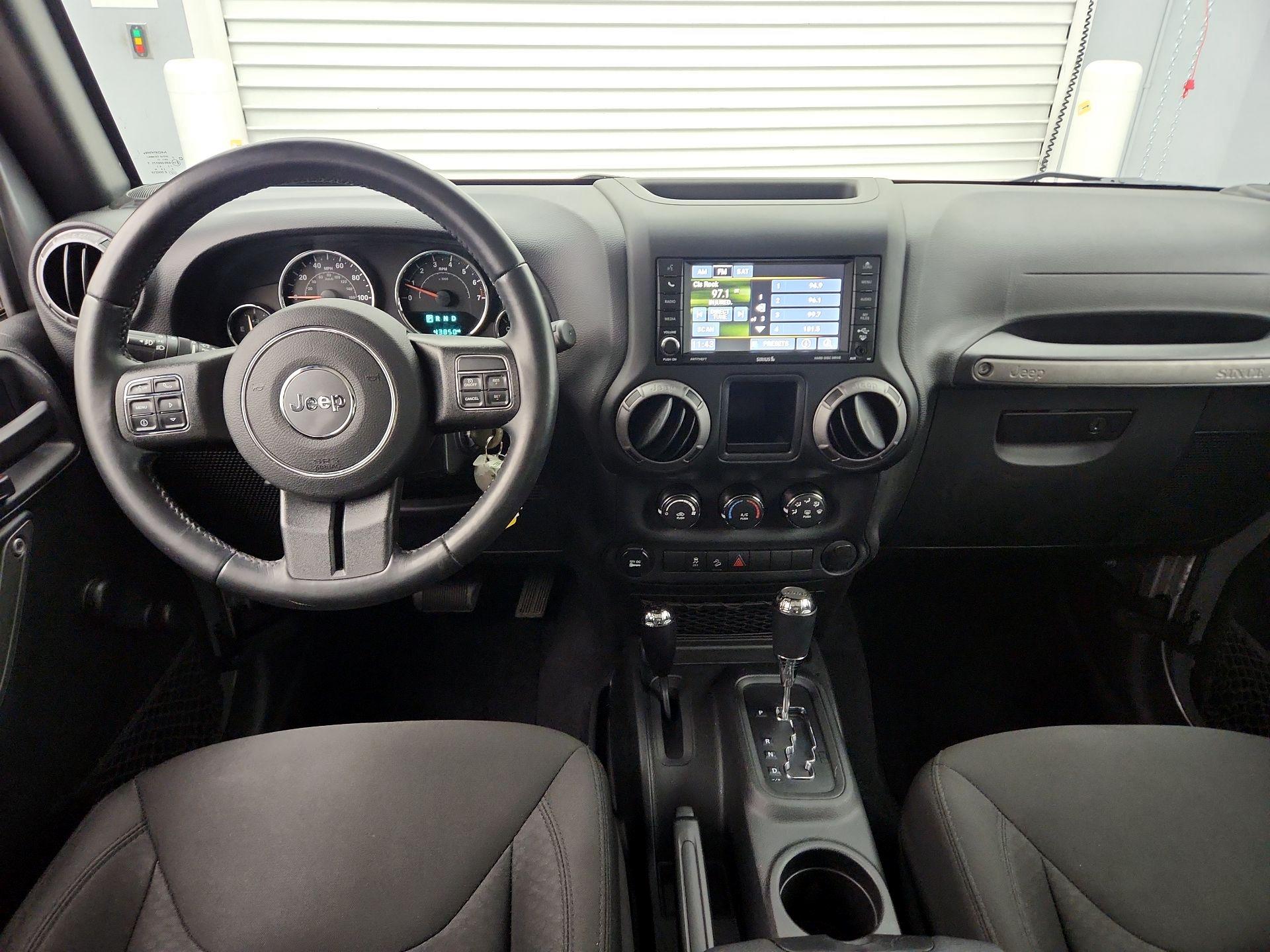 Thumbnail: 2017 Jeep Wrangler - 9