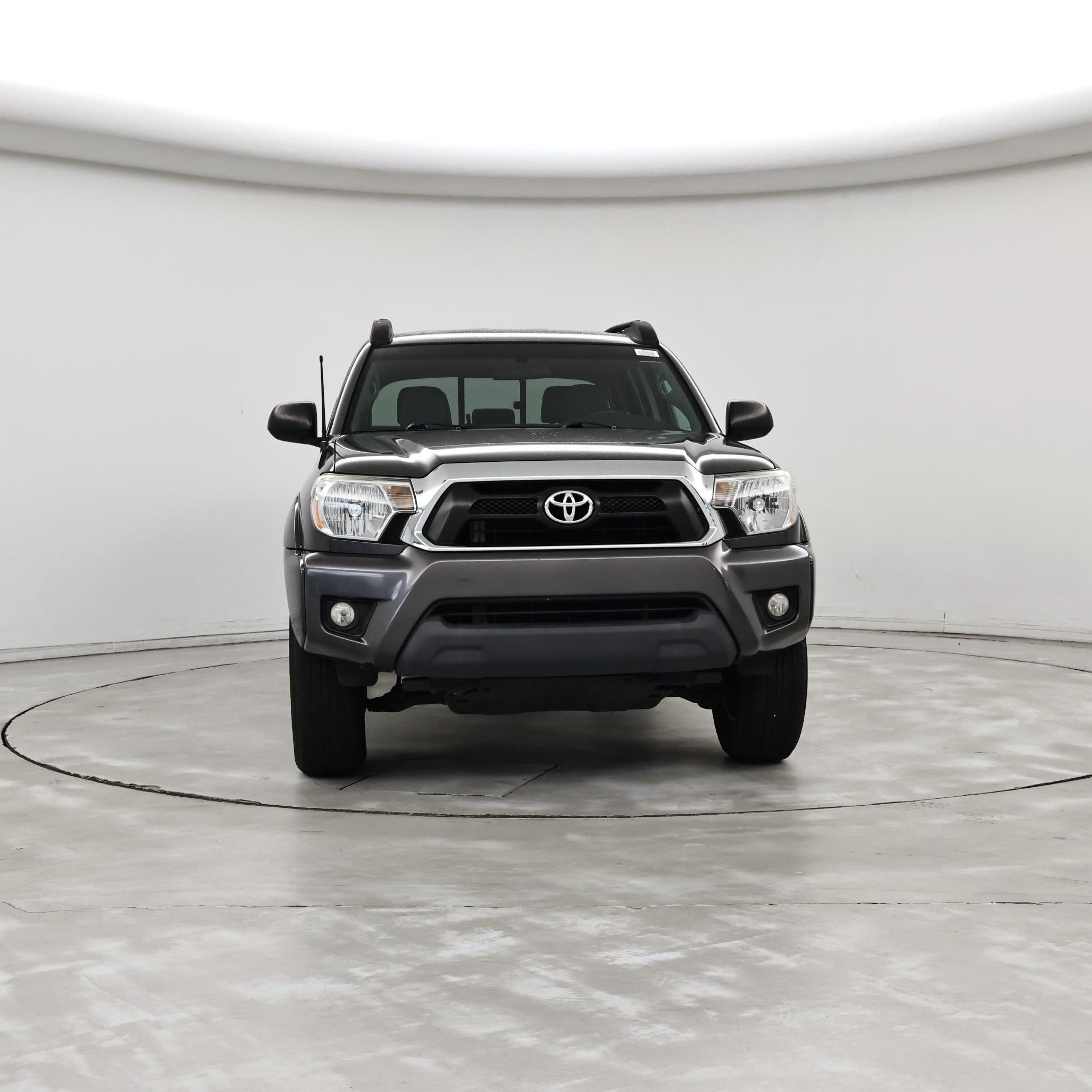 Thumbnail: 2015 Toyota Tacoma - 5