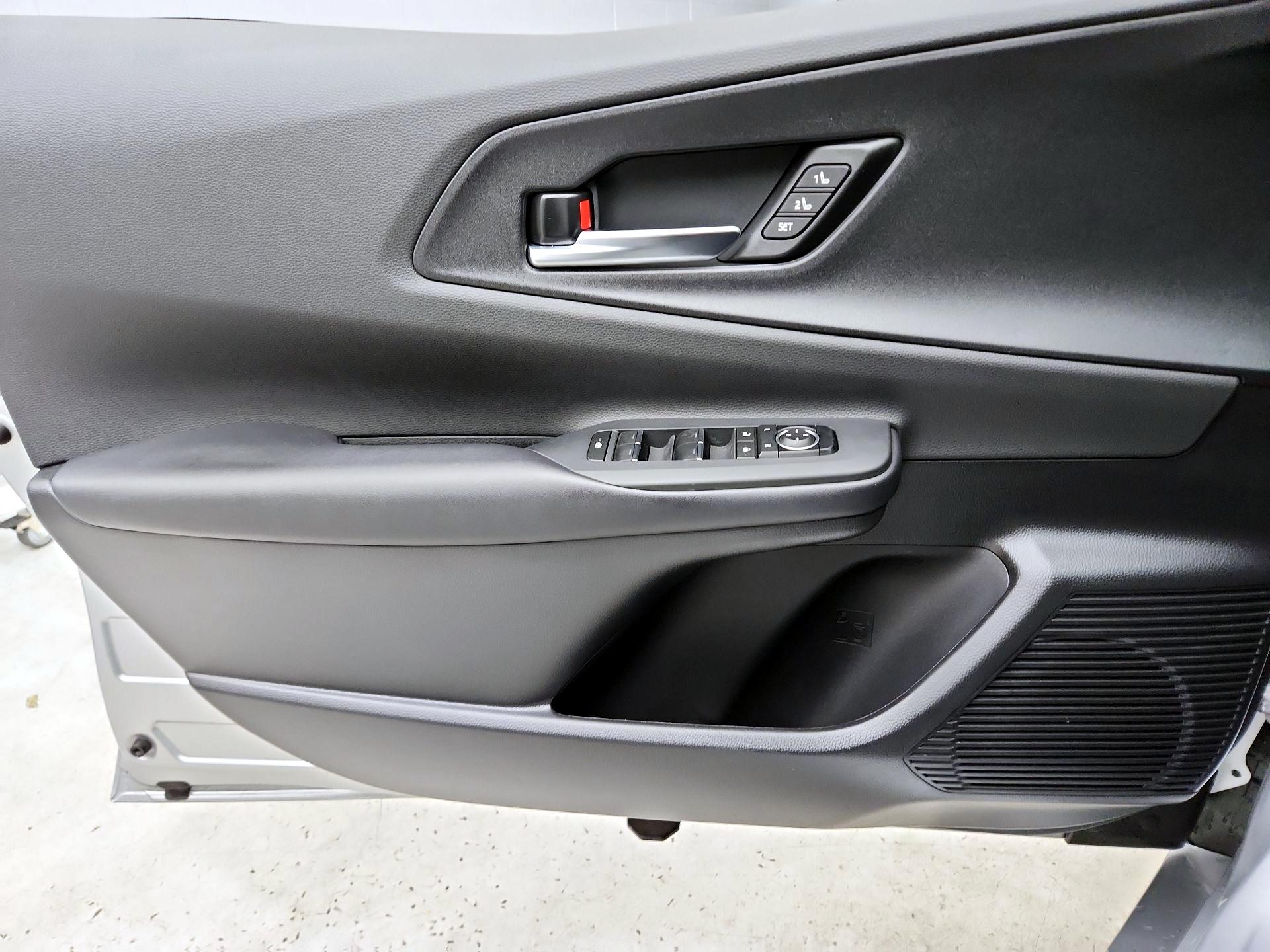 Thumbnail: 2024 Toyota Prius Prime - 12