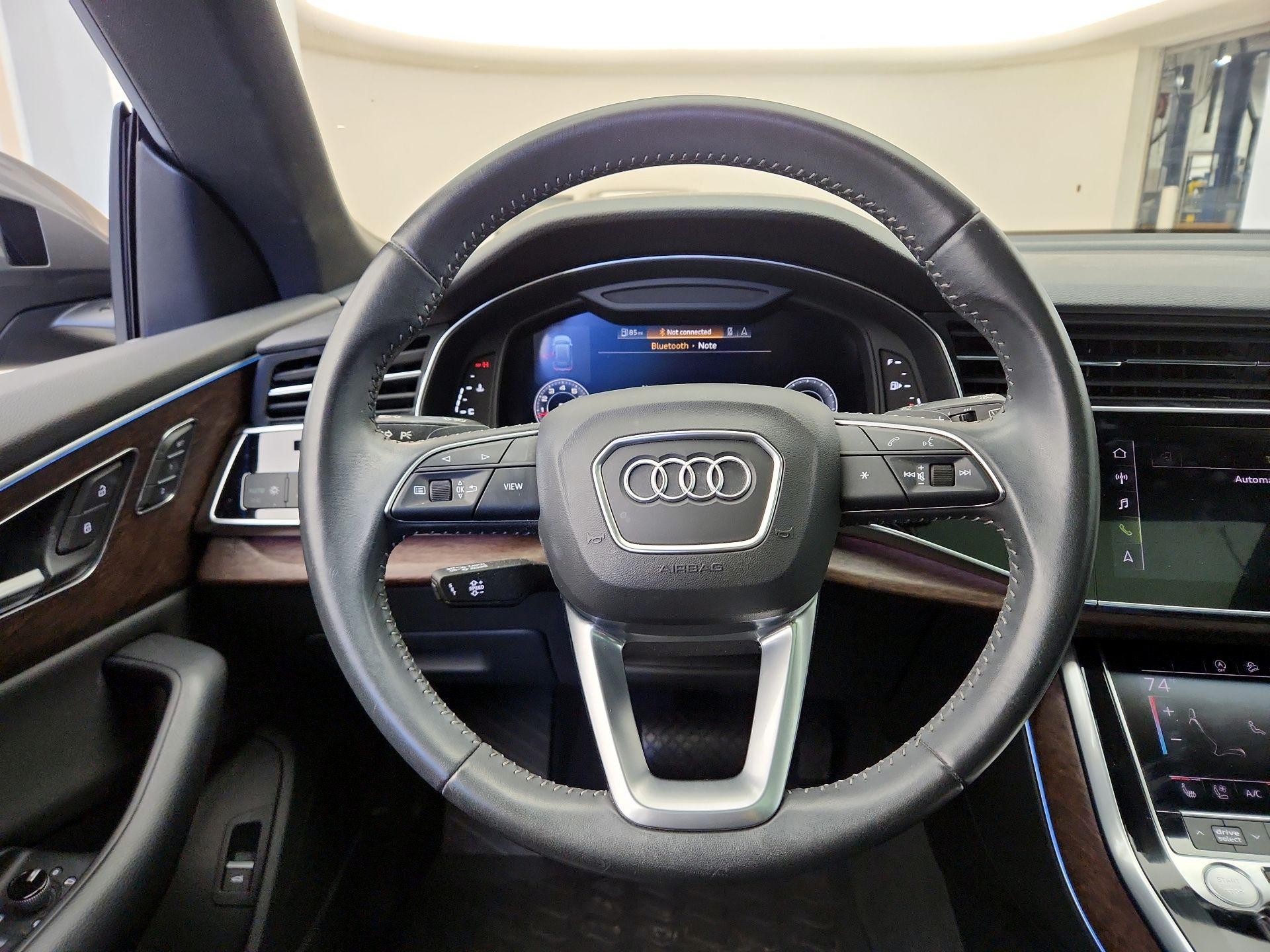 Thumbnail: 2019 Audi Q8 - 10