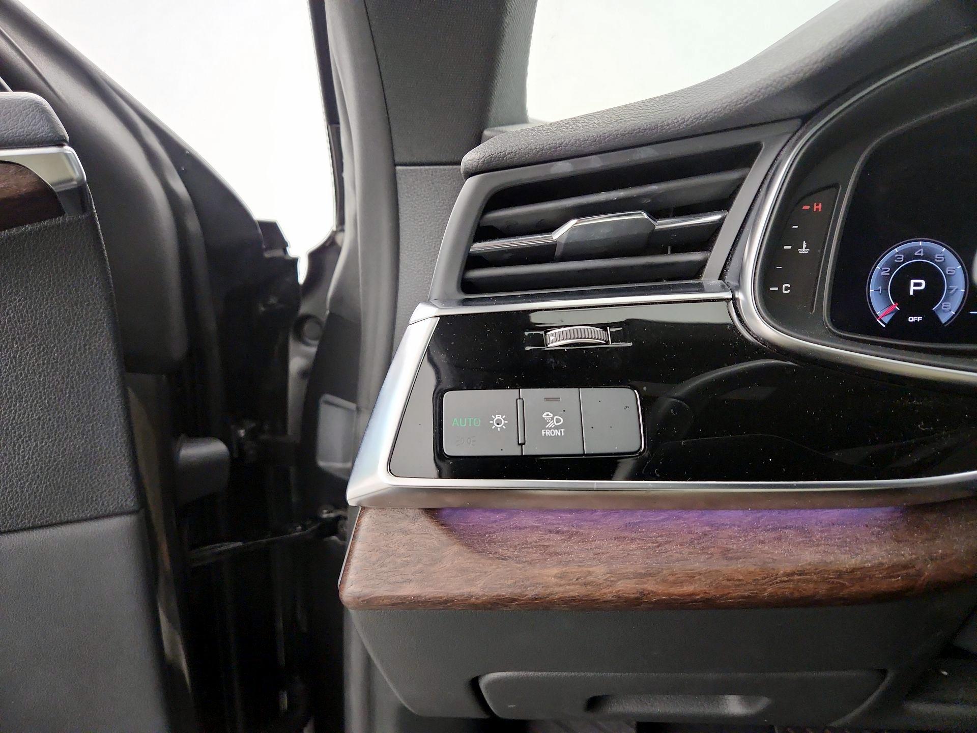 Thumbnail: 2019 Audi Q8 - 13