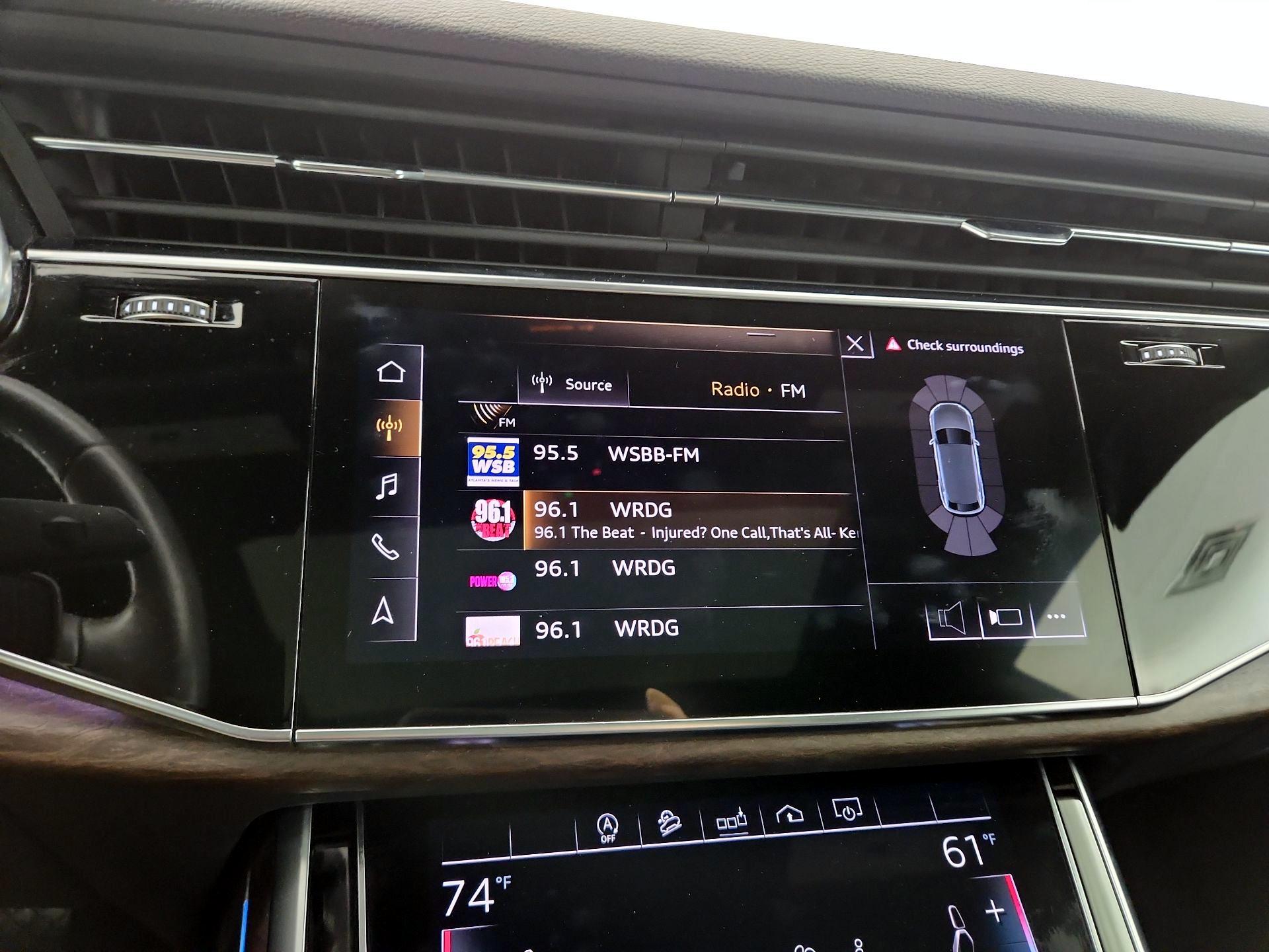 Thumbnail: 2019 Audi Q8 - 15