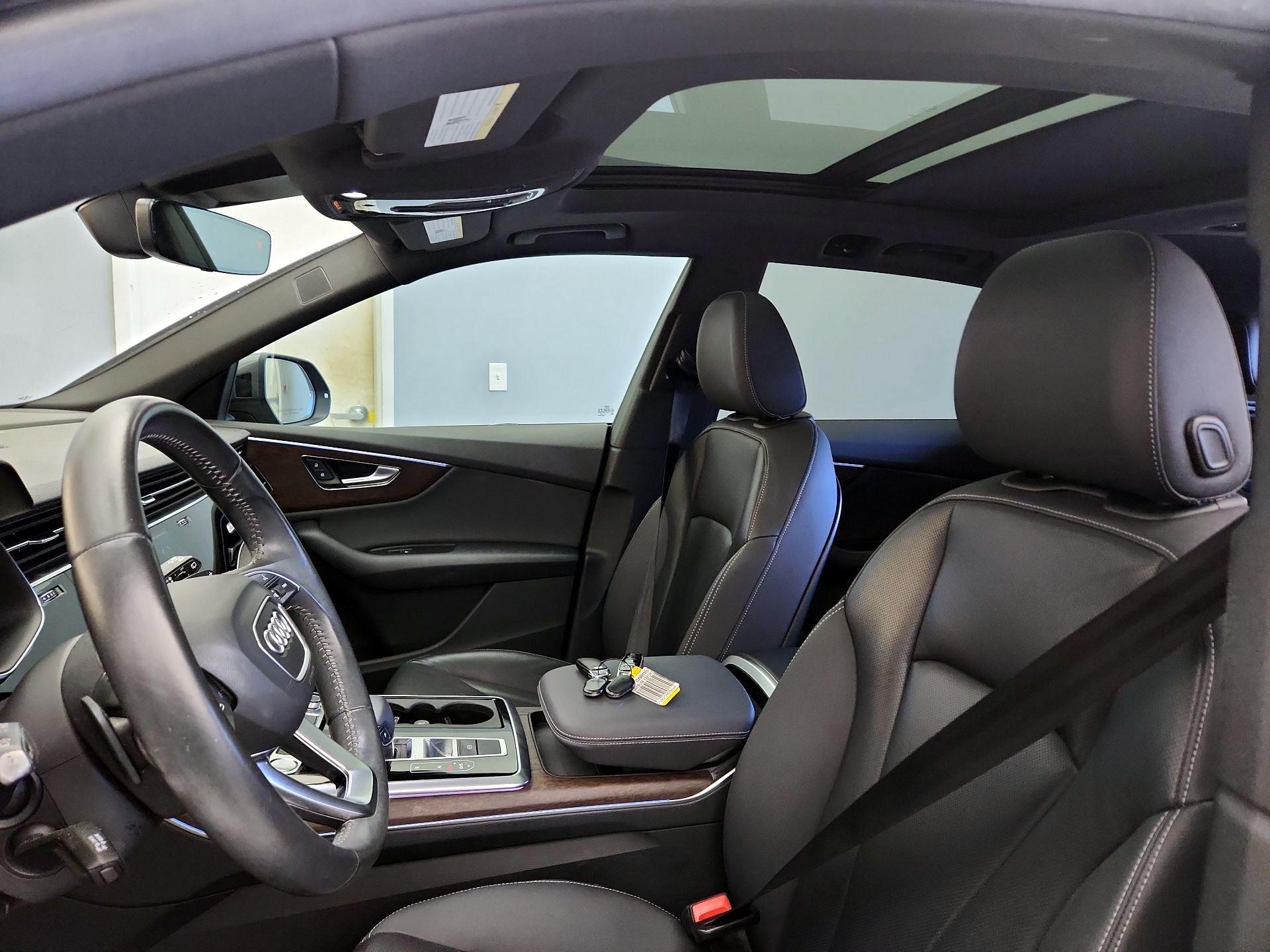 Thumbnail: 2019 Audi Q8 - 18