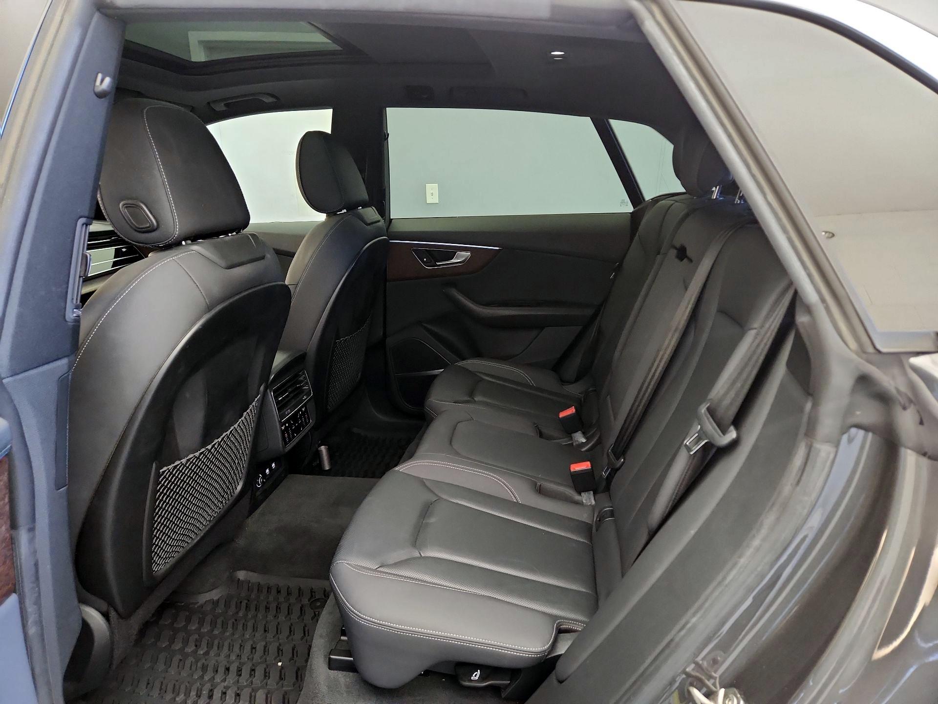 Thumbnail: 2019 Audi Q8 - 19