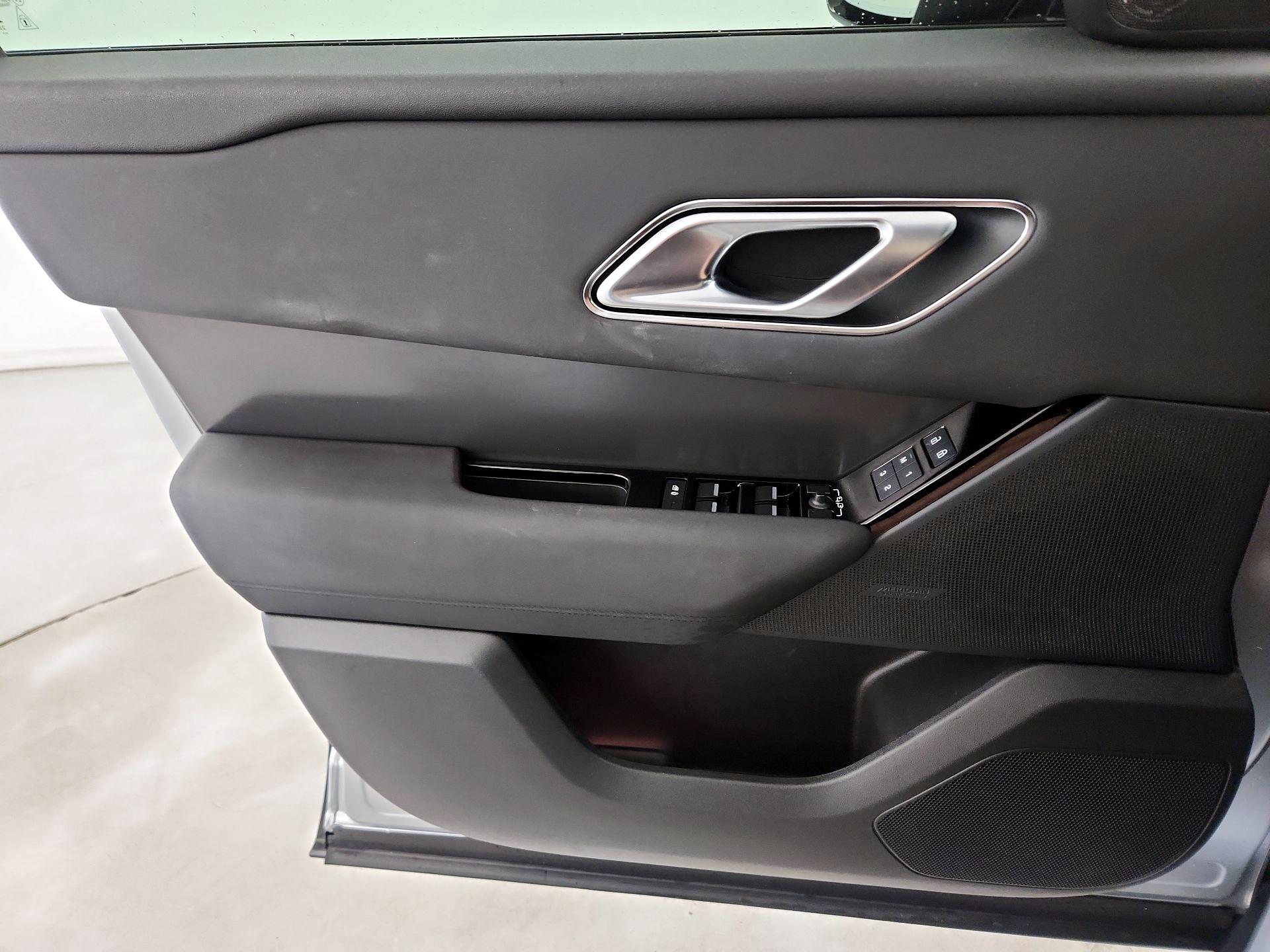 Thumbnail: 2024 Land Rover Range Rover Velar - 12