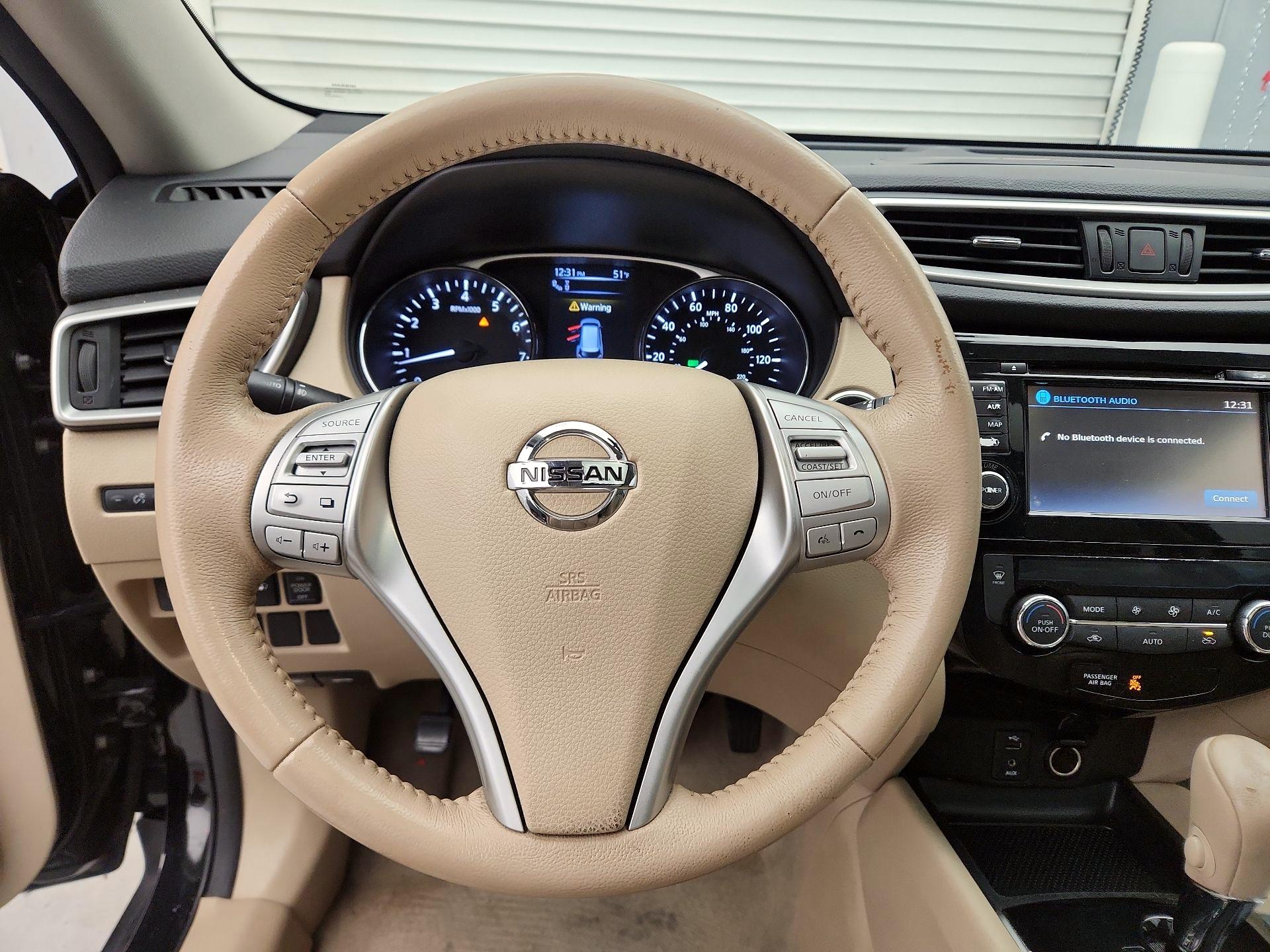 Thumbnail: 2015 Nissan Rogue - 10