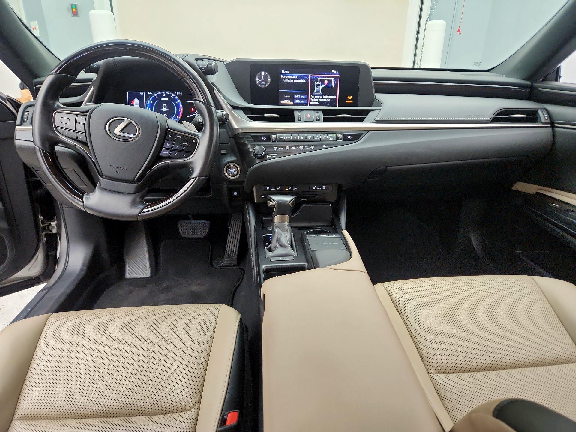 Thumbnail: 2020 Lexus ES - 9