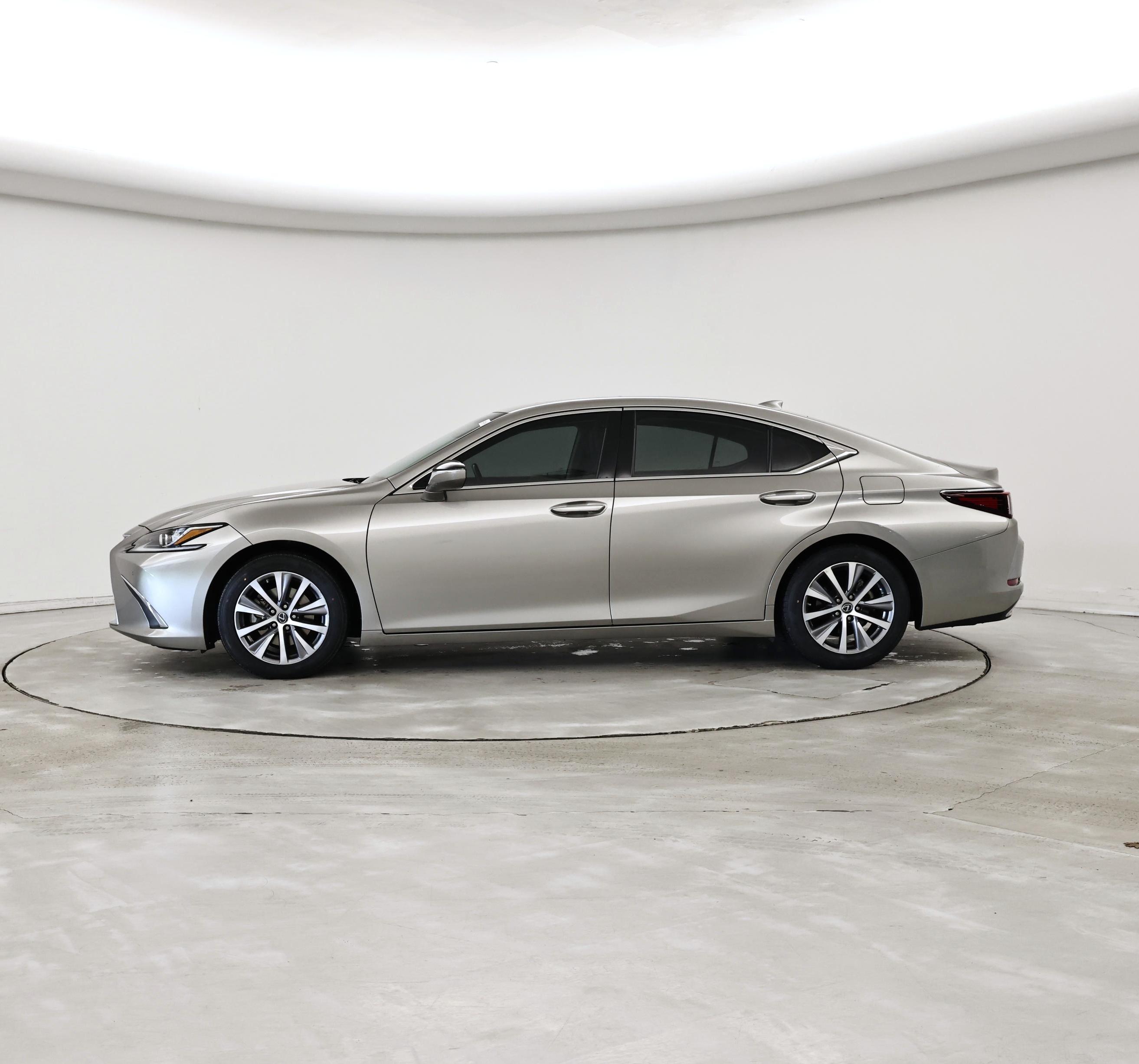 Thumbnail: 2020 Lexus ES - 3