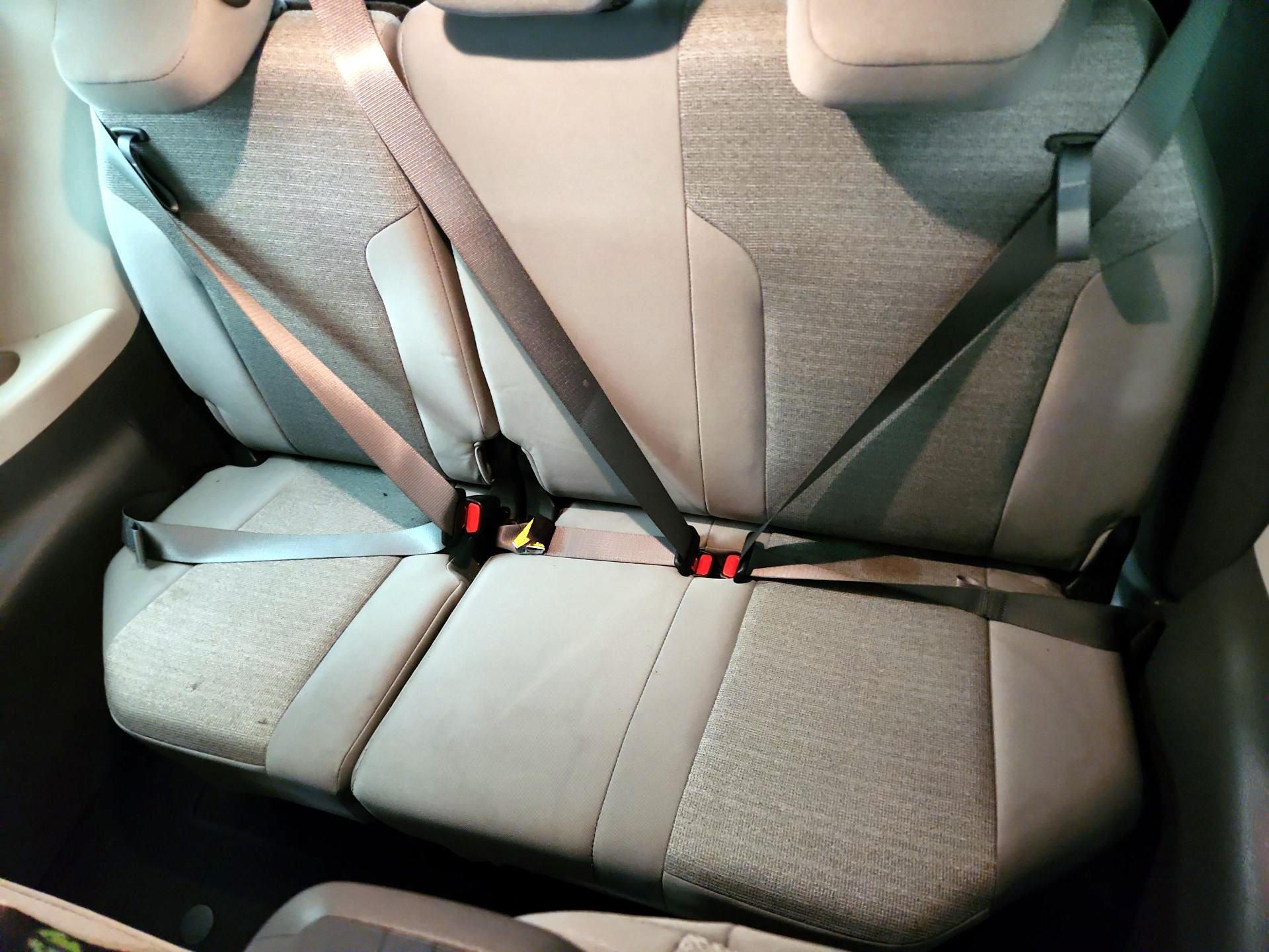 Thumbnail: 2021 Toyota Sienna - 20