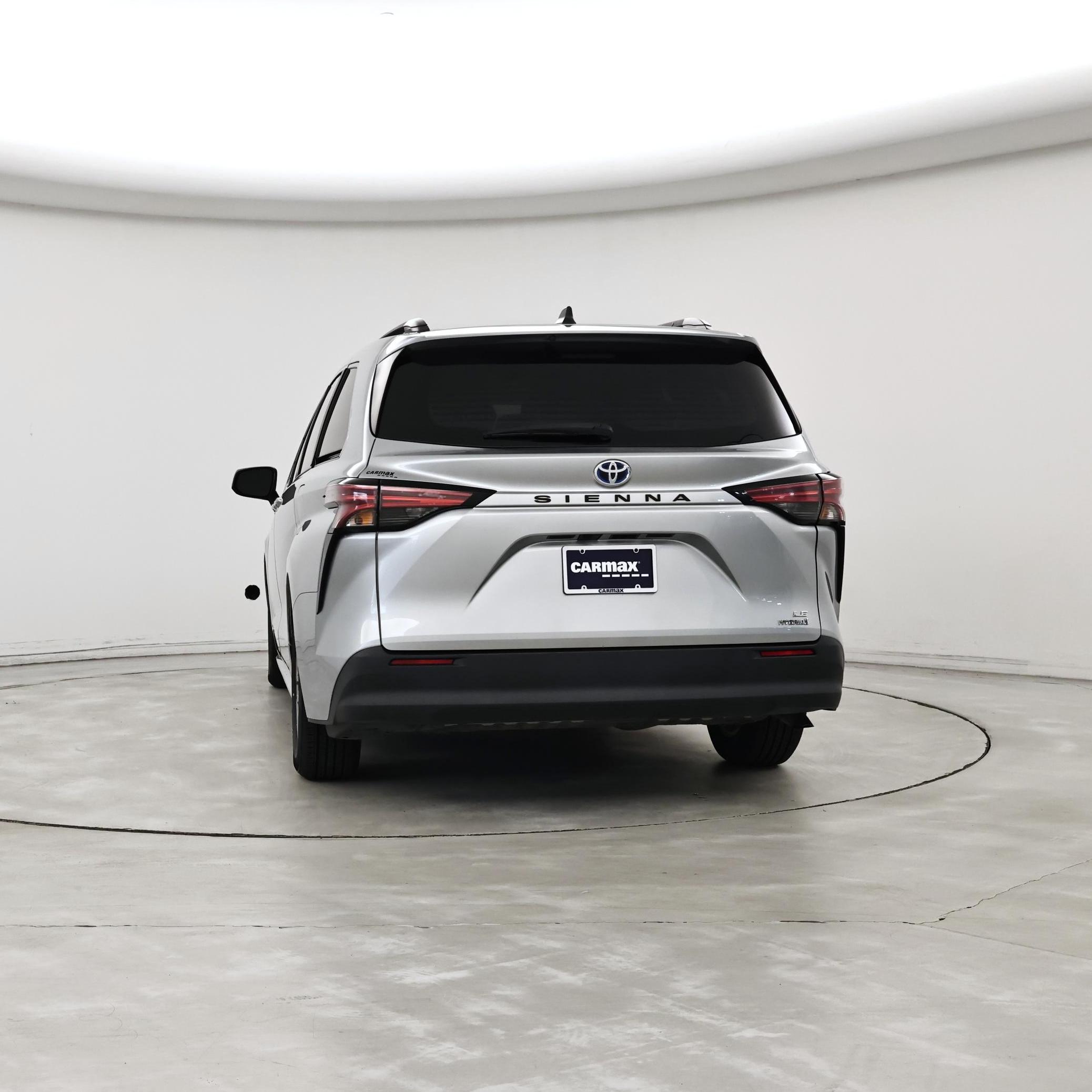 Thumbnail: 2021 Toyota Sienna - 6