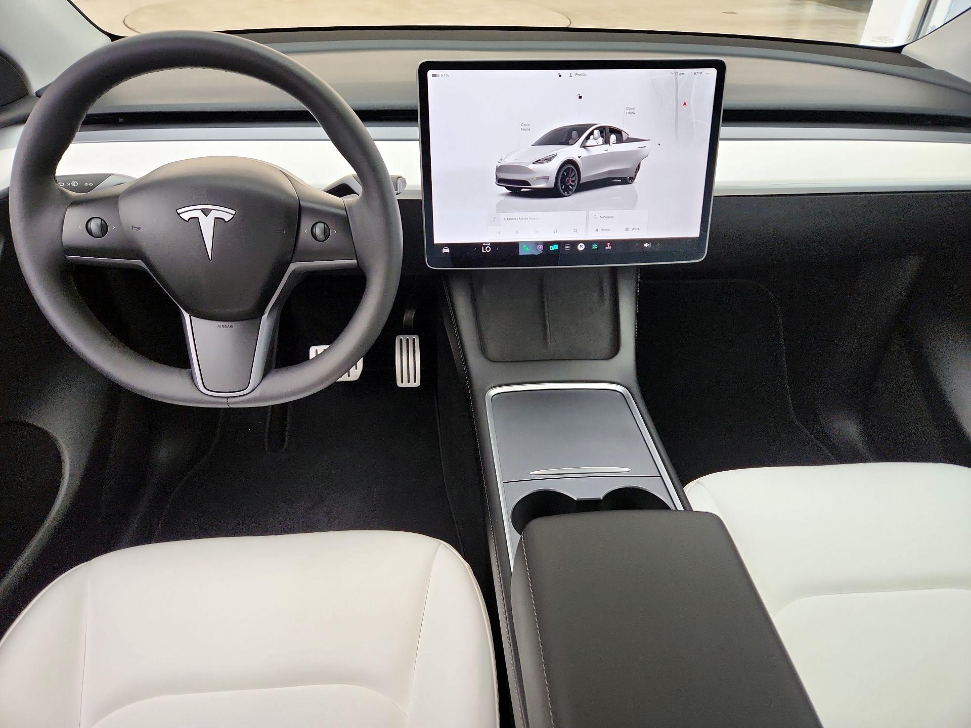 Thumbnail: 2023 Tesla Model Y - 9