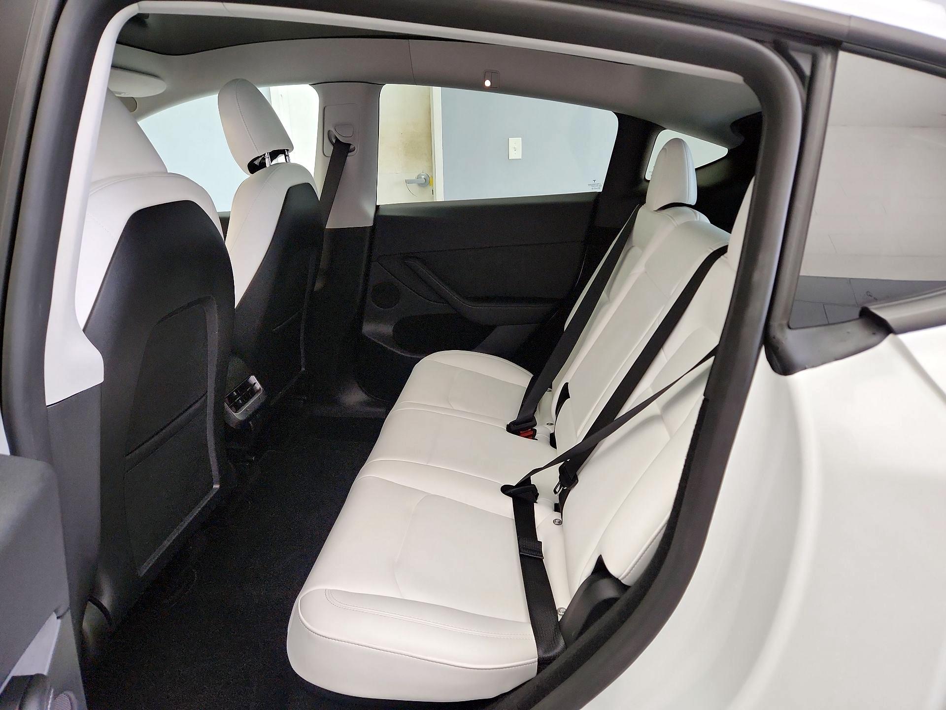 Thumbnail: 2023 Tesla Model Y - 19