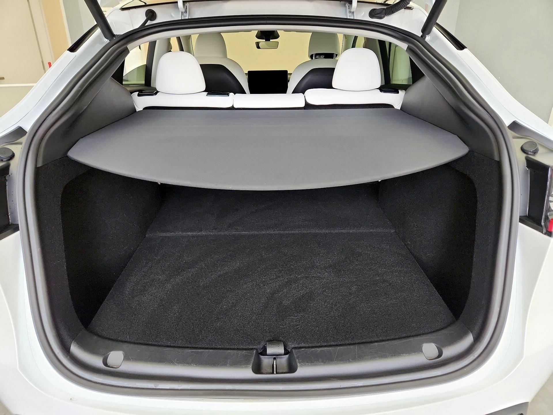 Thumbnail: 2023 Tesla Model Y - 20