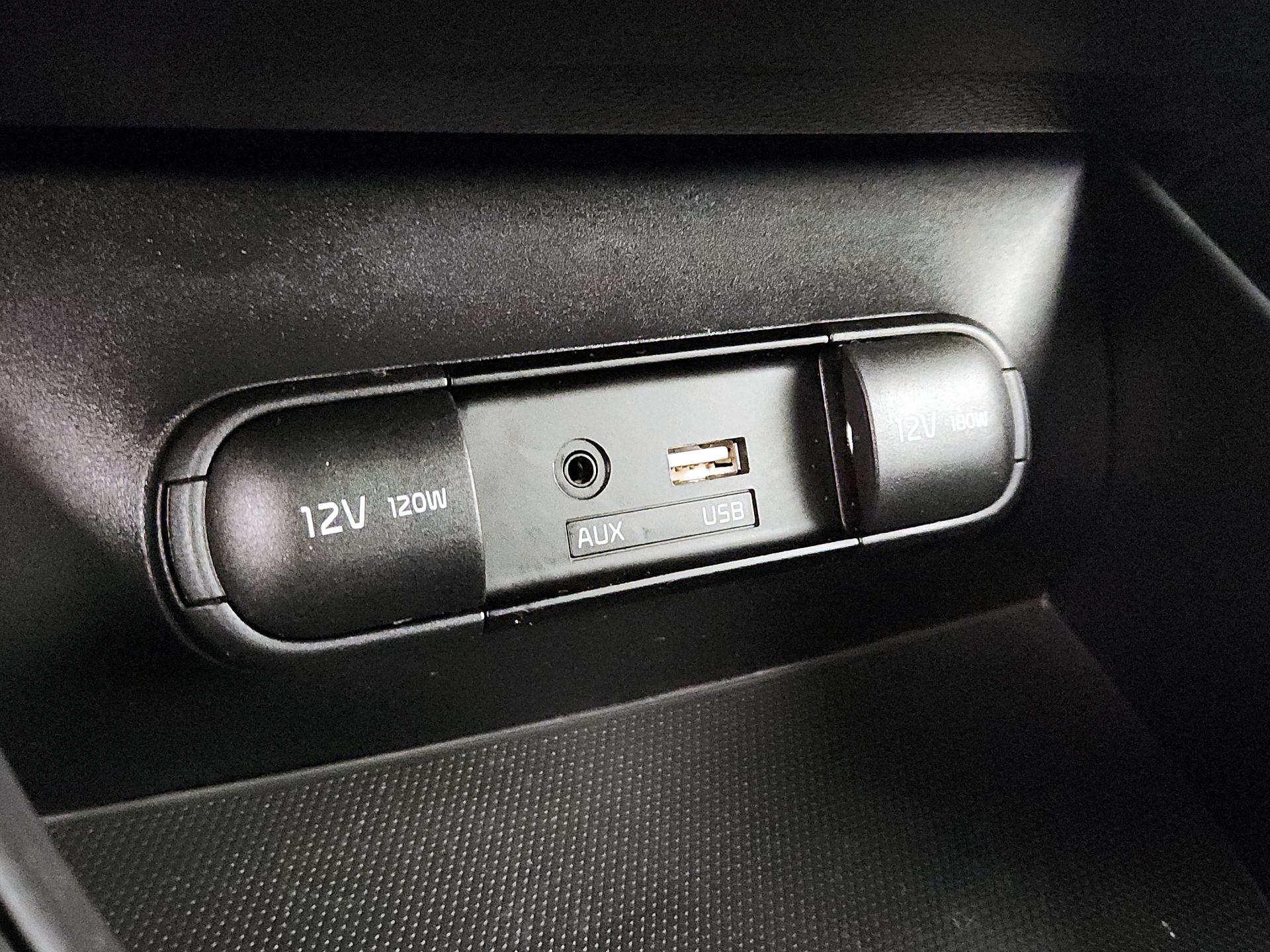 Thumbnail: 2018 Kia Soul - 19