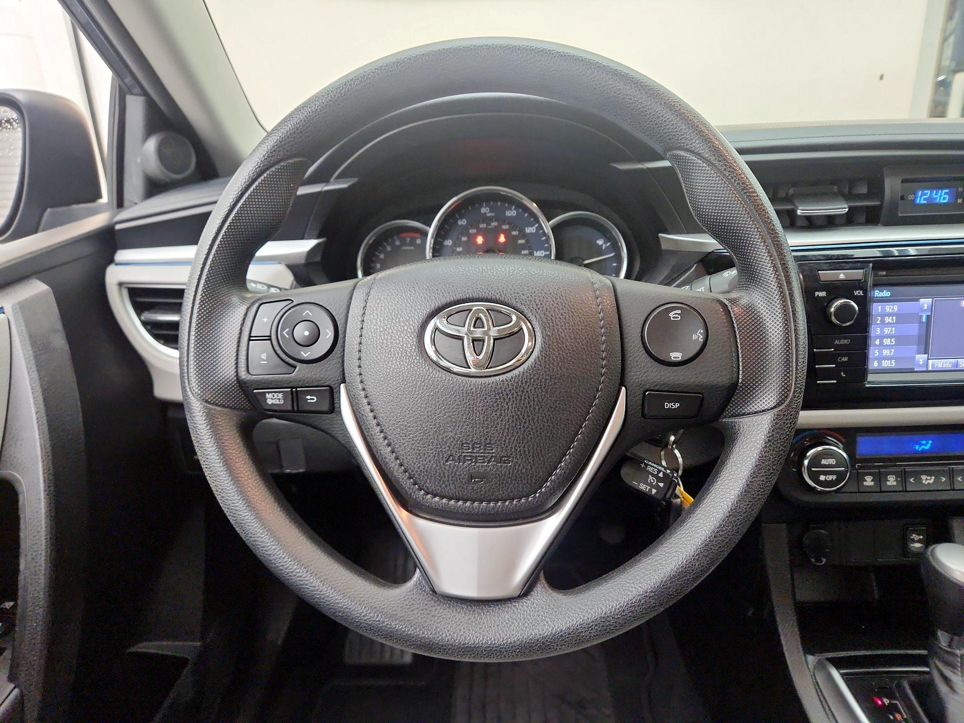 Thumbnail: 2014 Toyota Corolla - 10