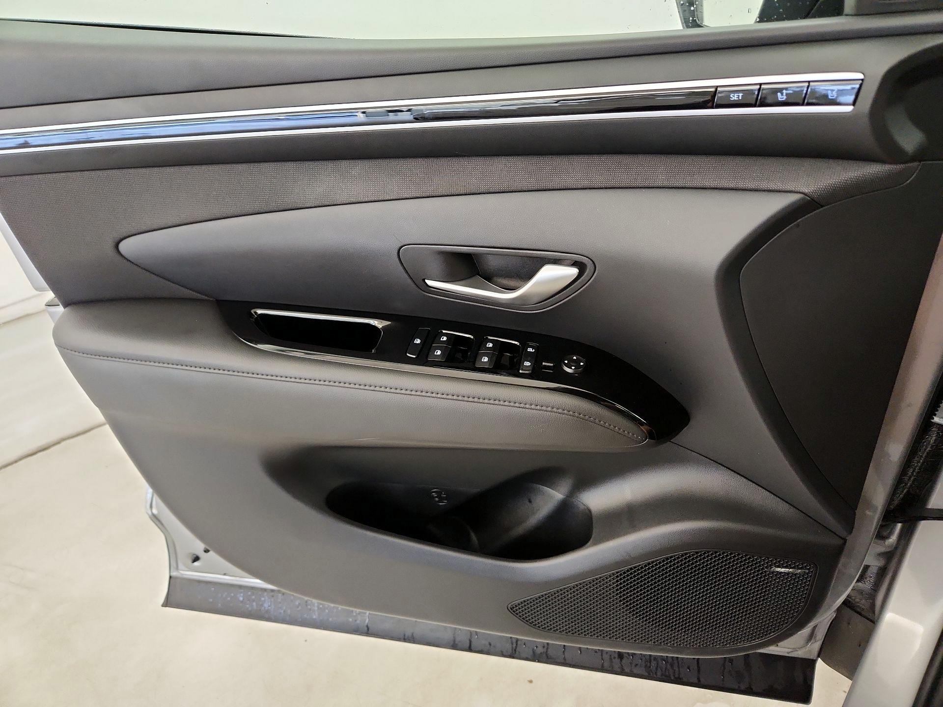 Thumbnail: 2022 Hyundai Tucson - 12