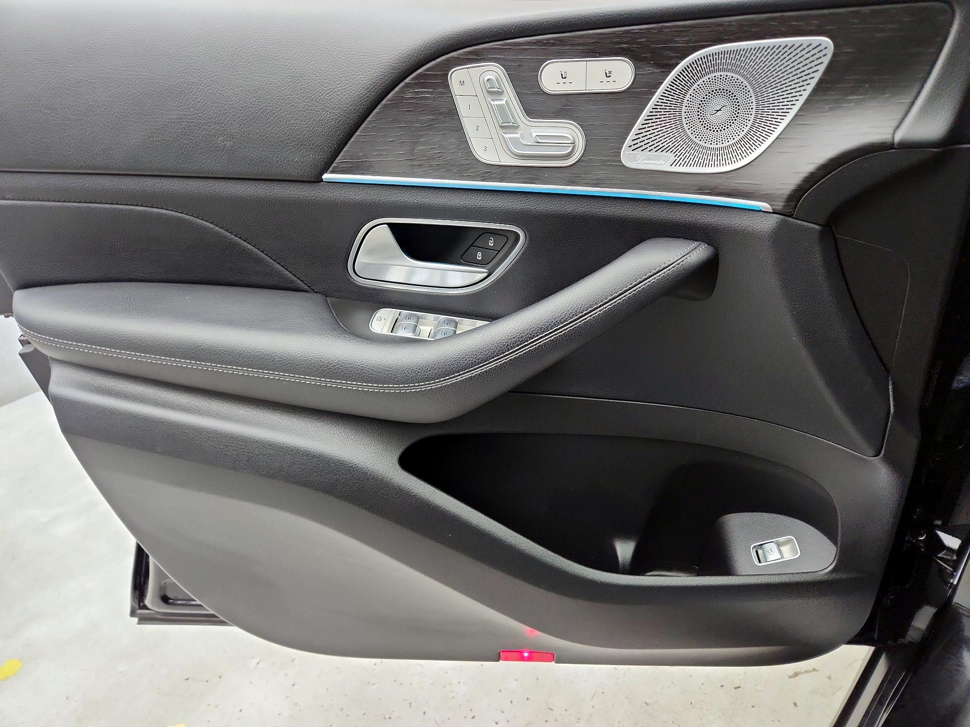 Thumbnail: 2020 Mercedes-Benz GLE - 12