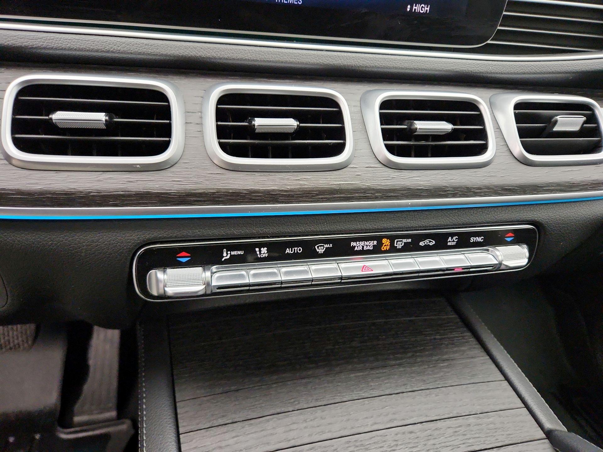 Thumbnail: 2020 Mercedes-Benz GLE - 17