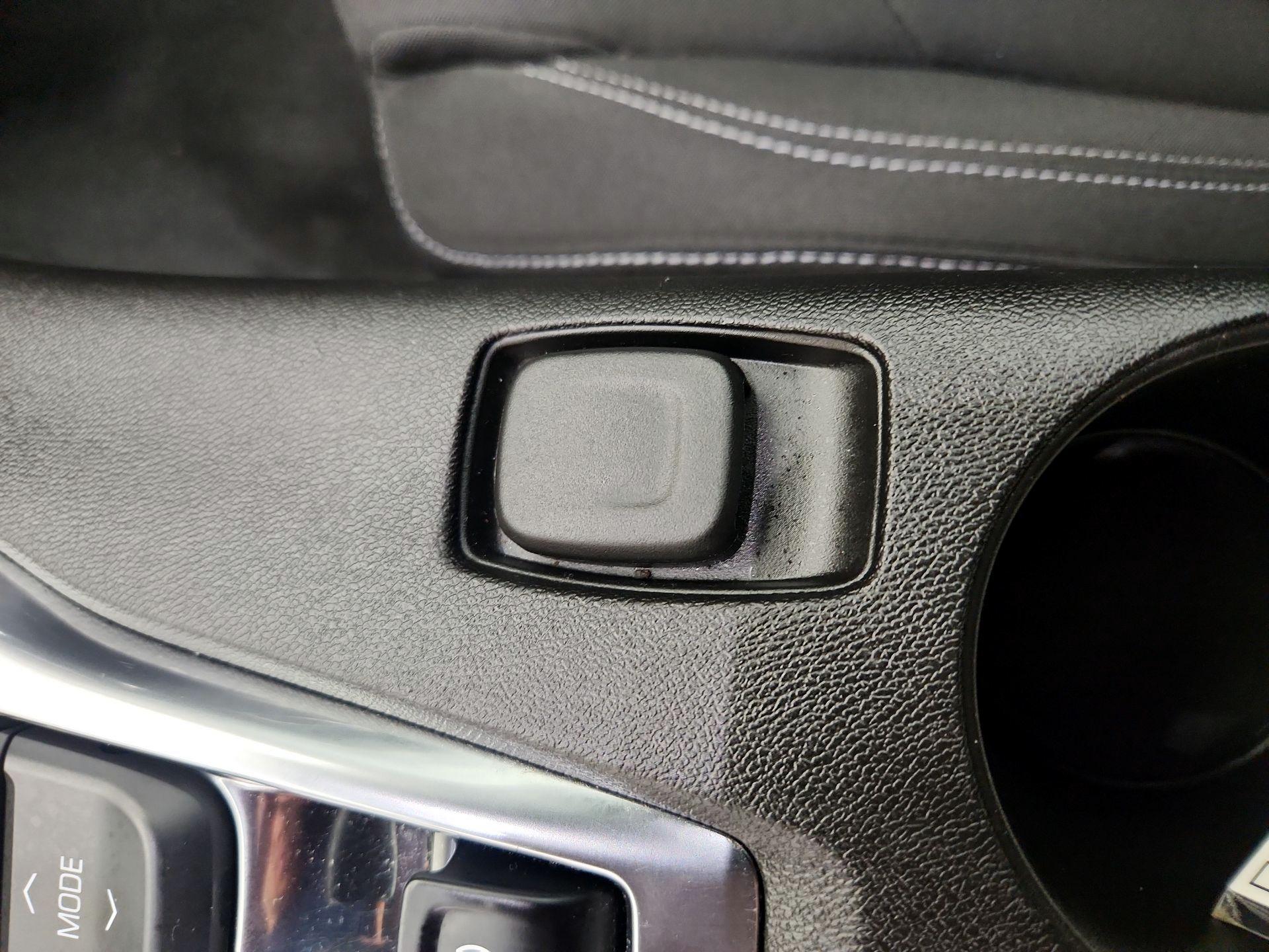 Thumbnail: 2021 Chevrolet Camaro - 17