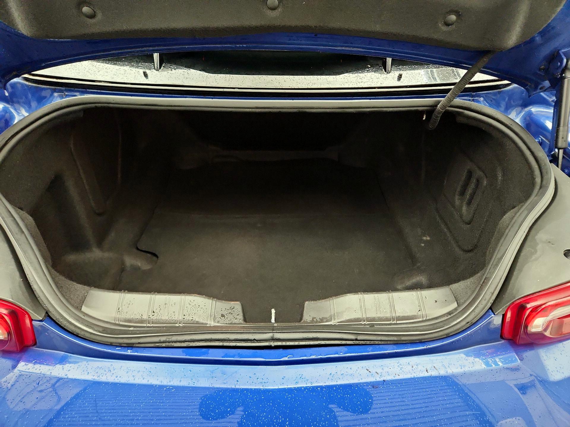 Thumbnail: 2021 Chevrolet Camaro - 19