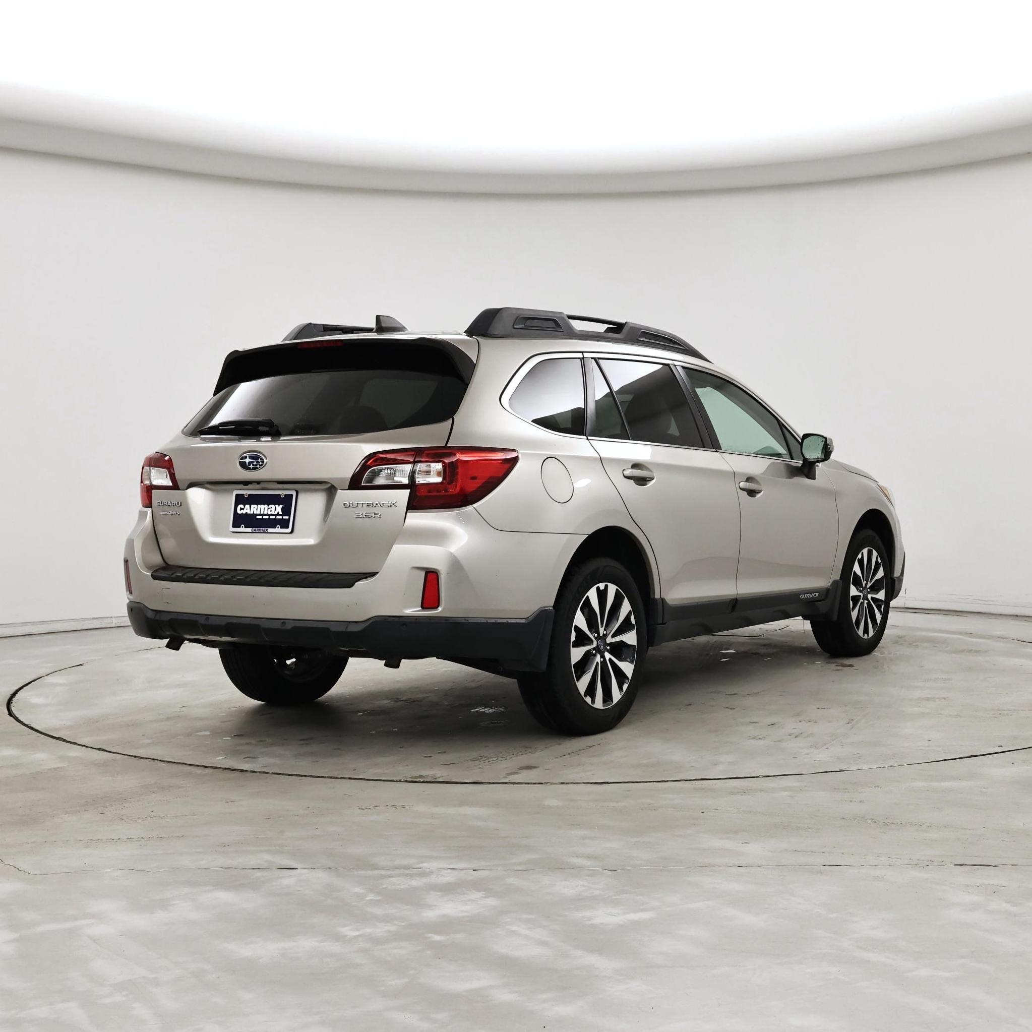 Thumbnail: 2017 Subaru Outback - 8