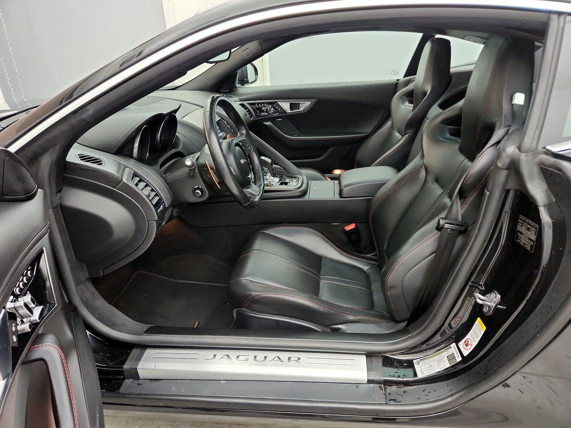 Thumbnail: 2016 Jaguar F-Type - 11