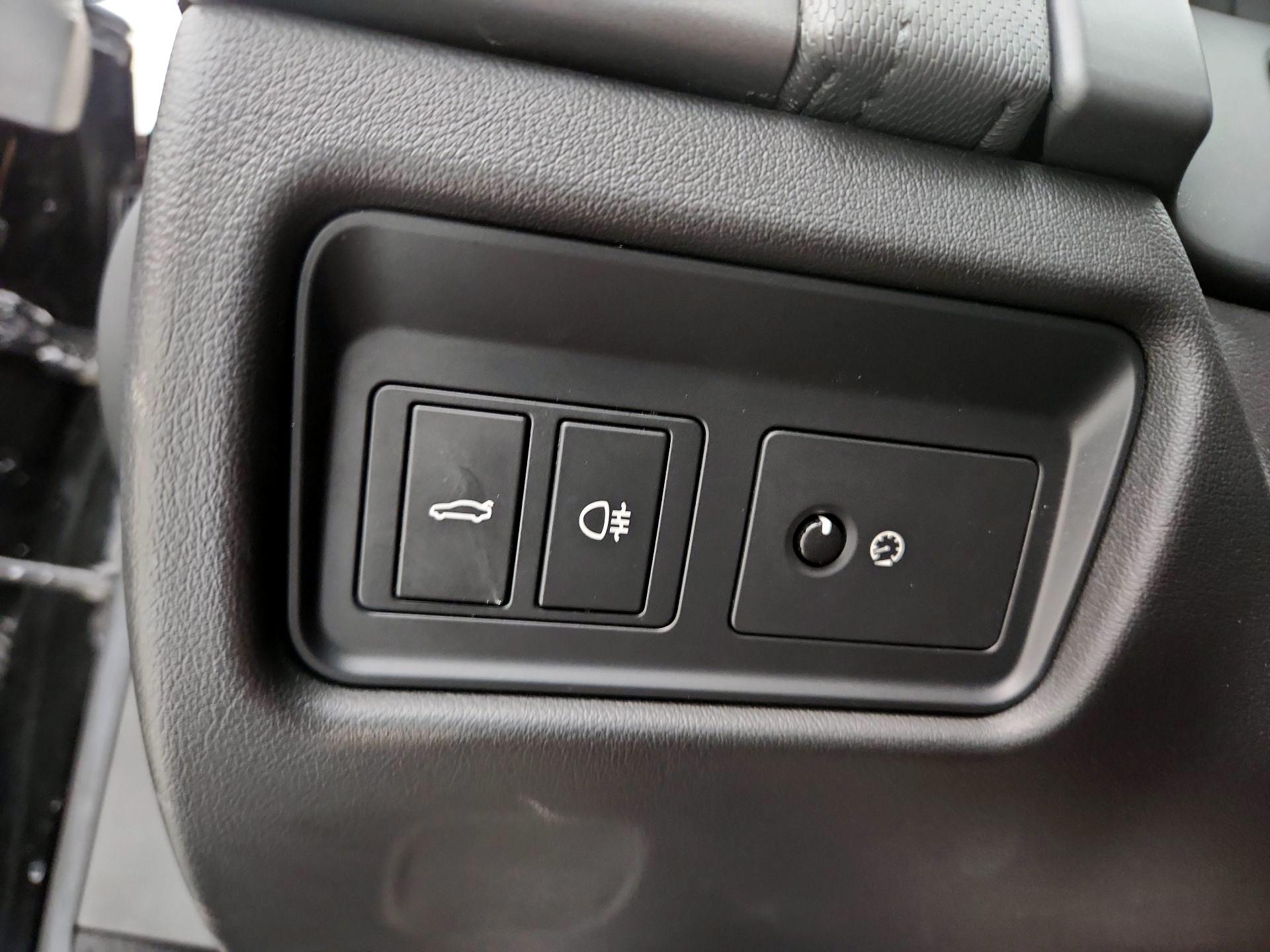 Thumbnail: 2016 Jaguar F-Type - 13