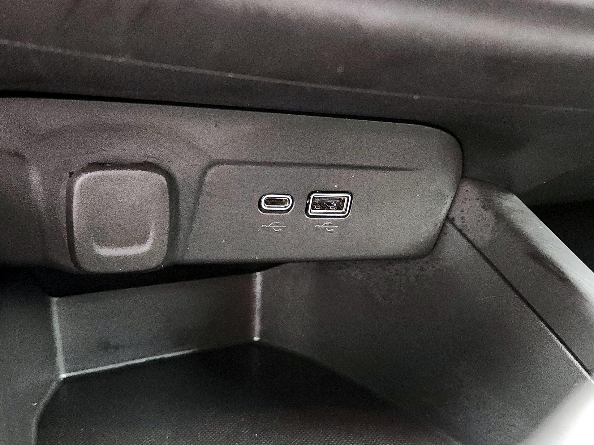 Thumbnail: 2024 Chevrolet Trax - 18