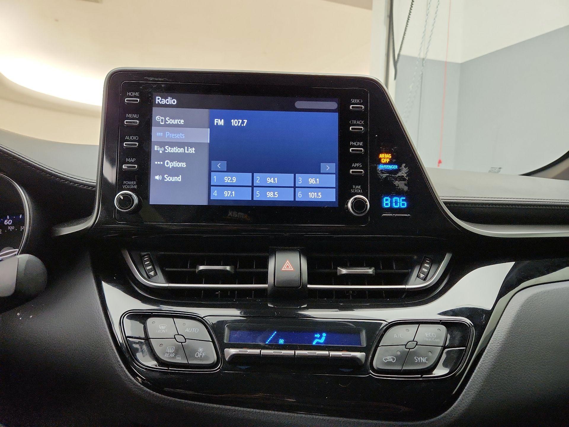 Thumbnail: 2019 Toyota C-HR - 15