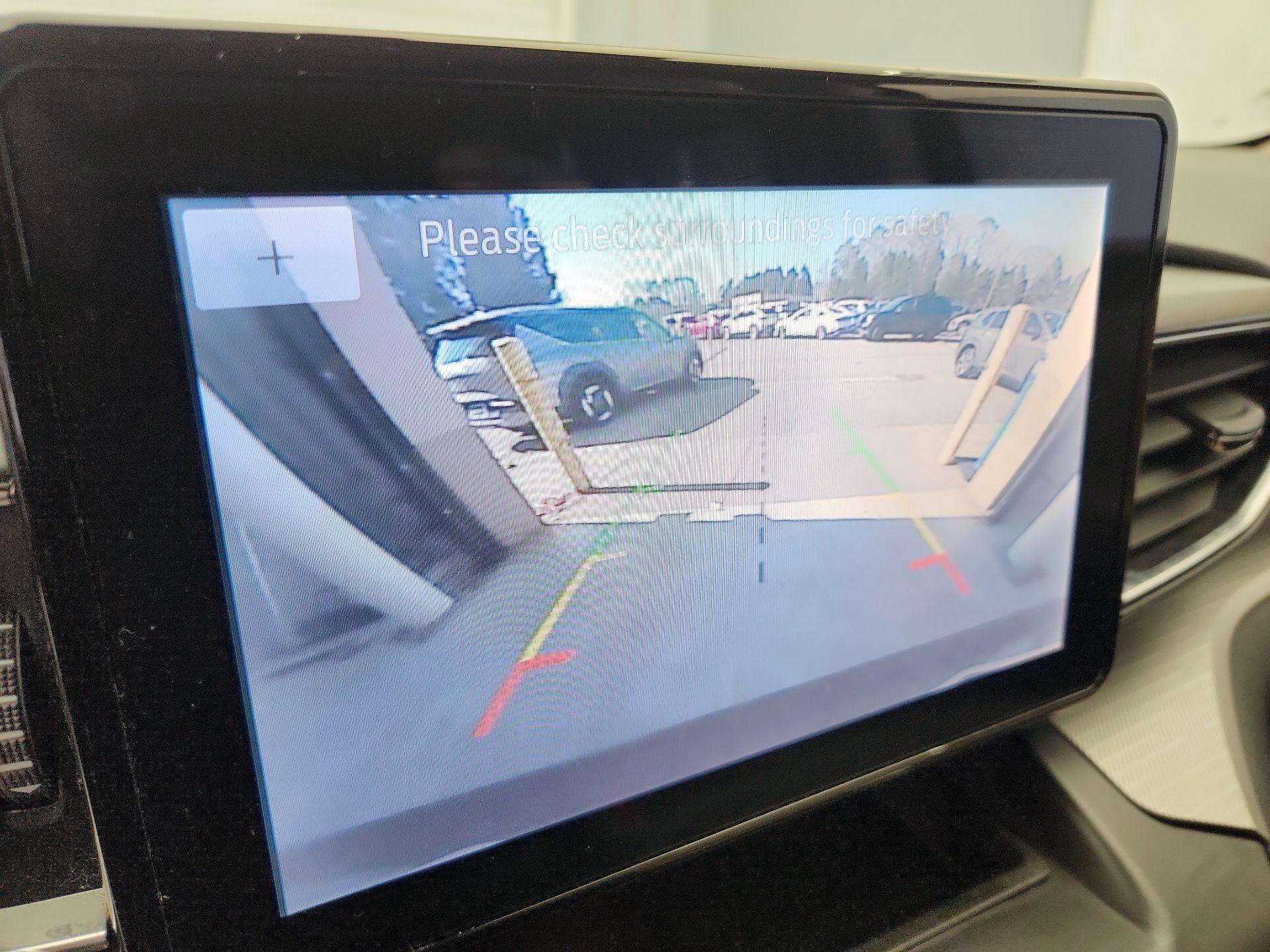 Thumbnail: 2020 Ford Explorer - 15