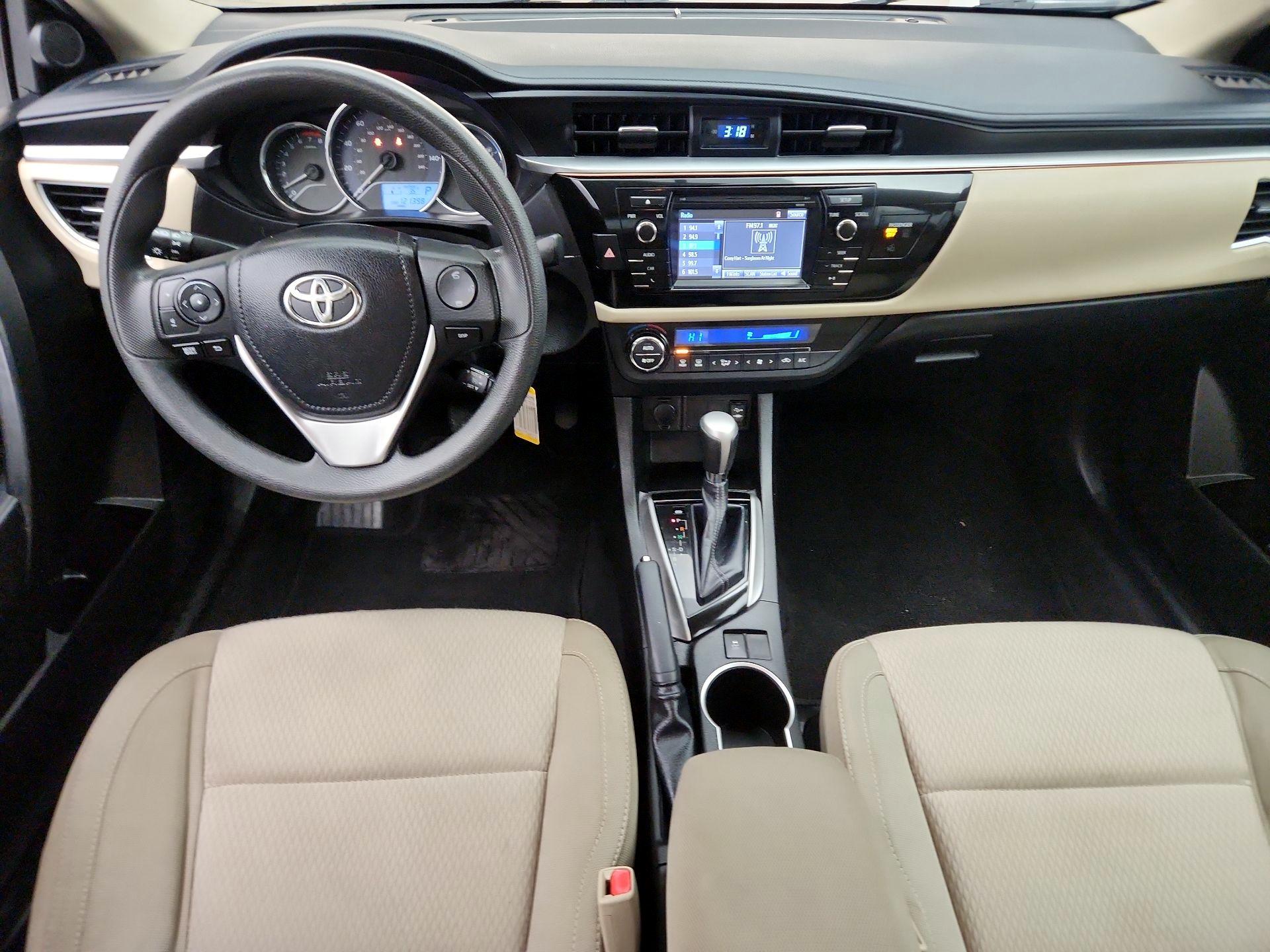 Thumbnail: 2015 Toyota Corolla - 9