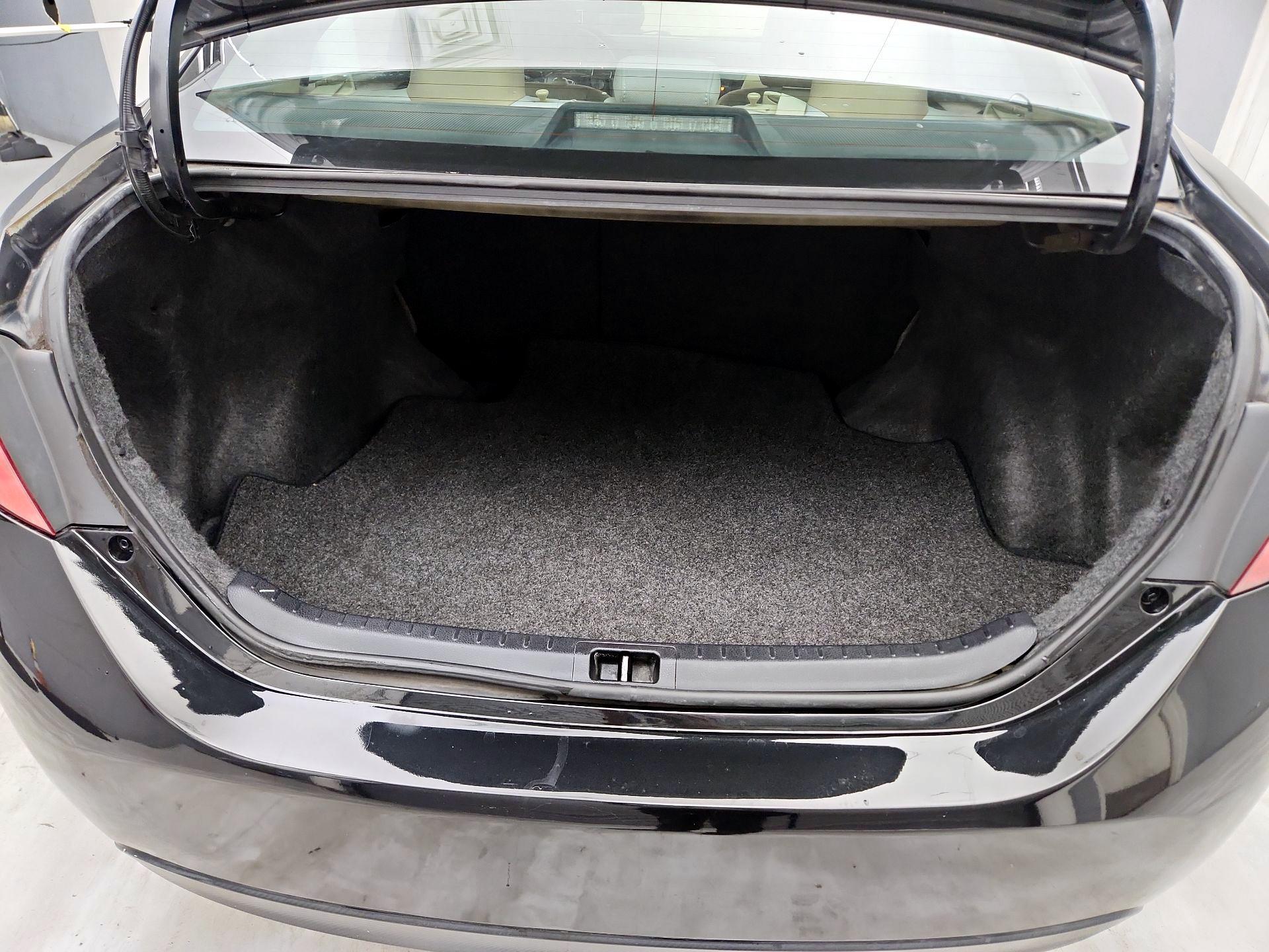 Thumbnail: 2015 Toyota Corolla - 20