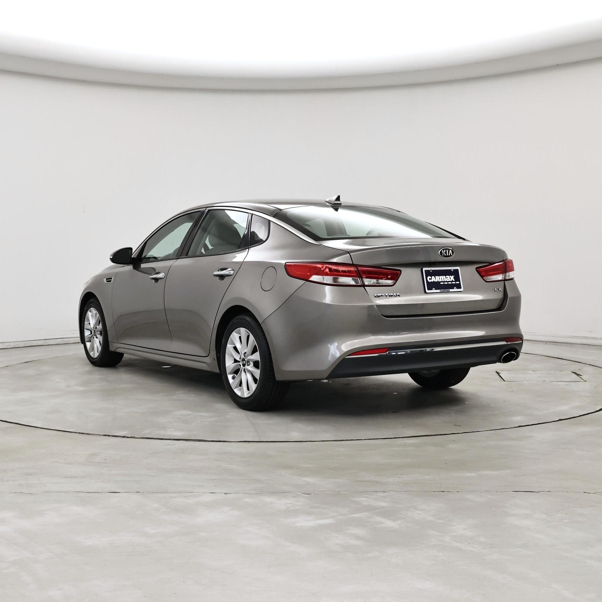 Thumbnail: 2016 Kia Optima - 2