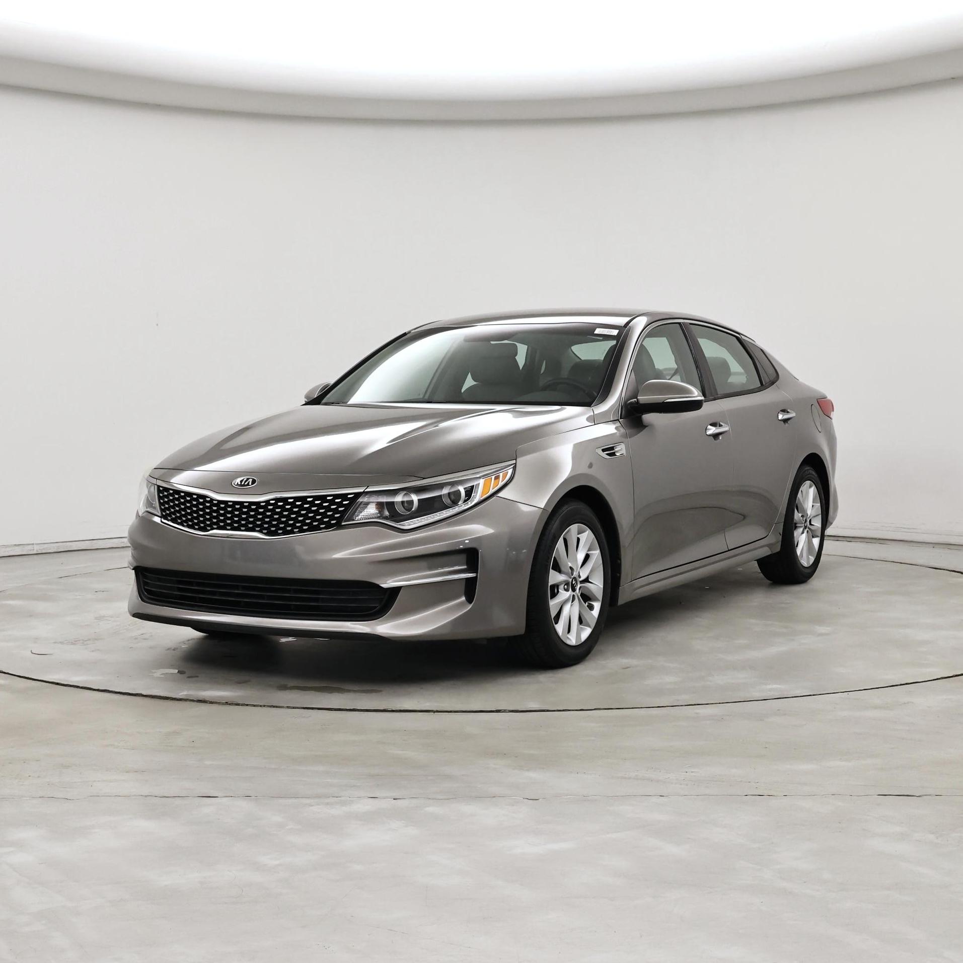 Thumbnail: 2016 Kia Optima - 4