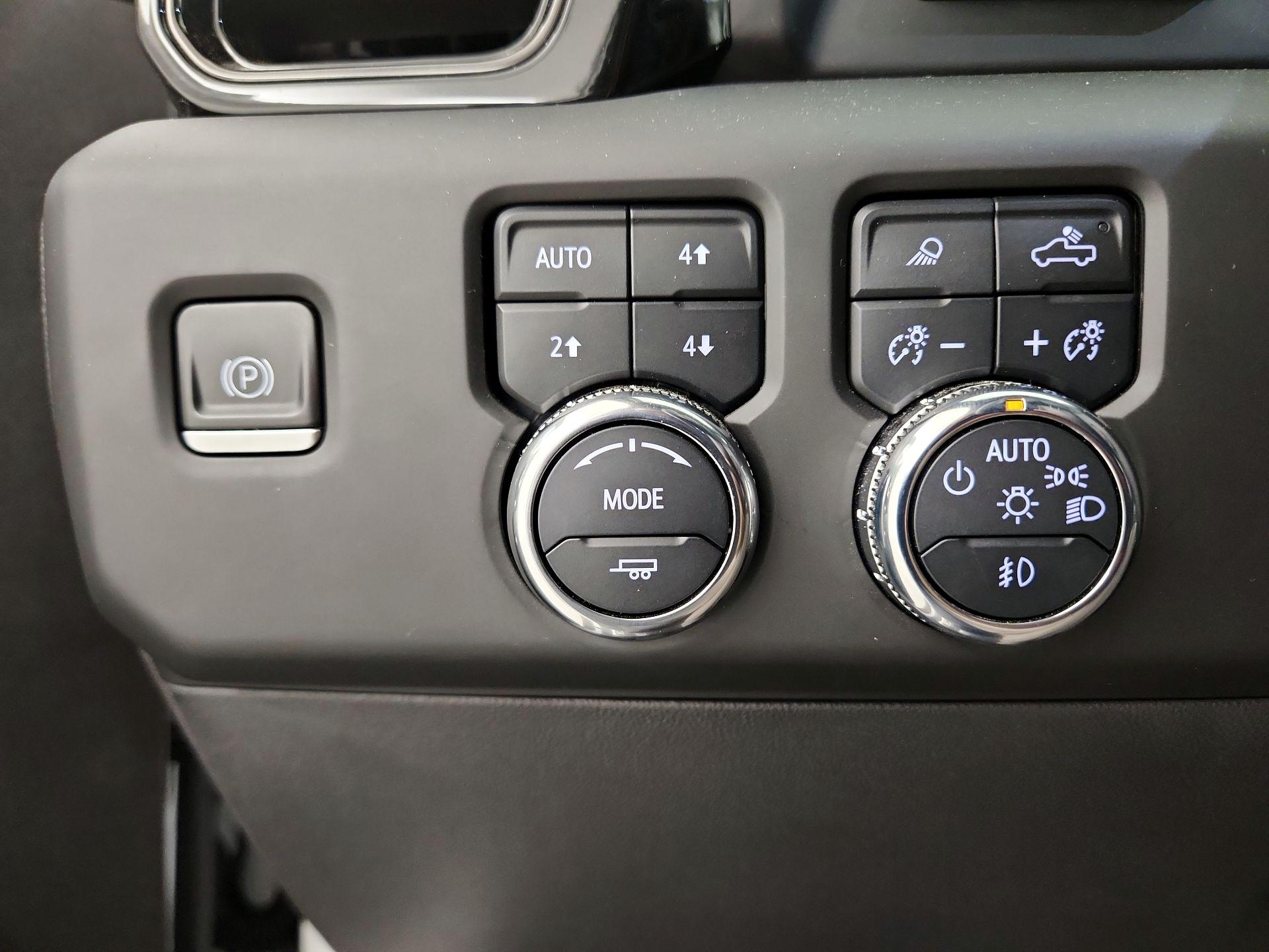 Thumbnail: 2023 GMC Sierra 1500 - 13