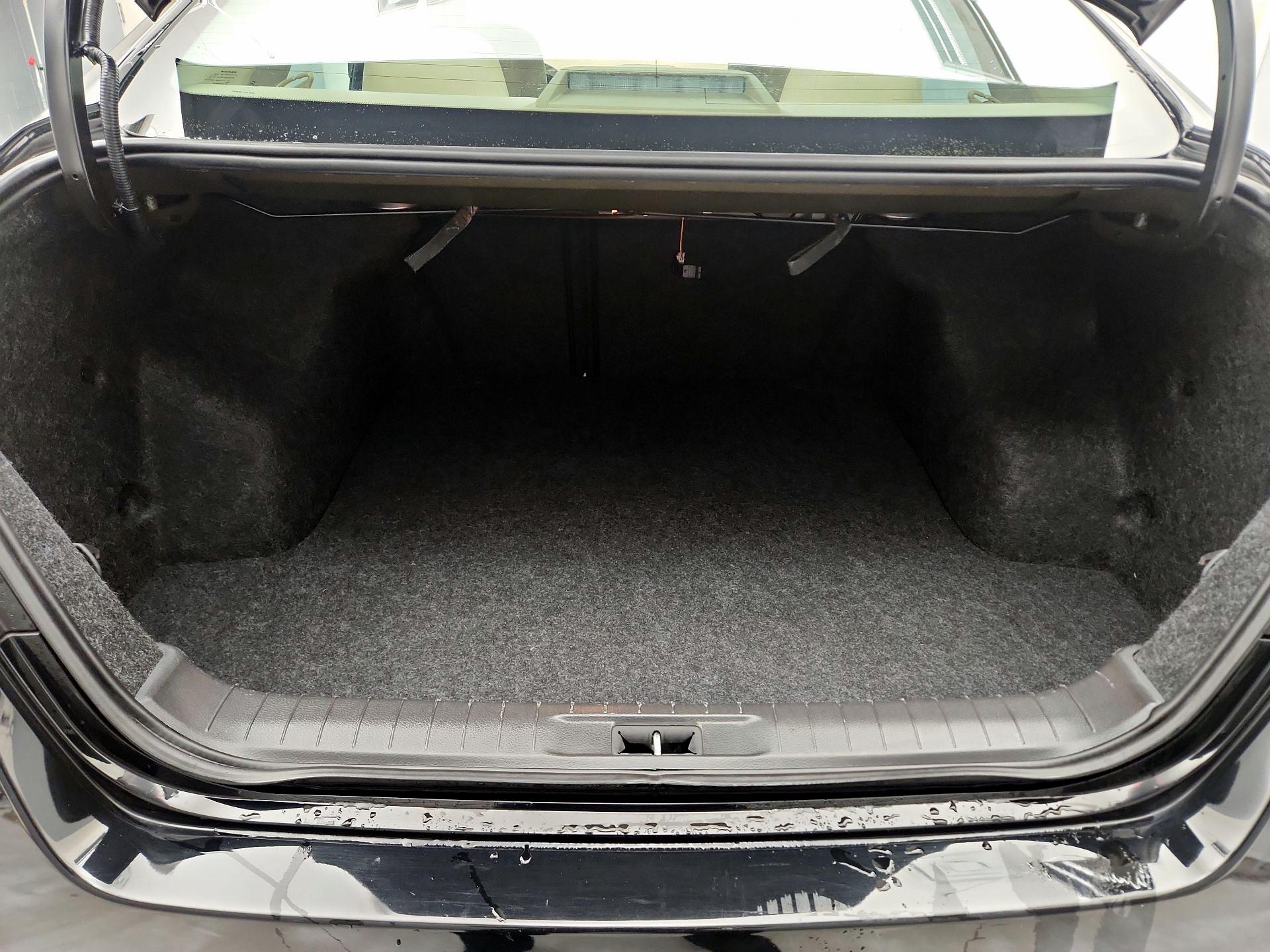 Thumbnail: 2014 Nissan Altima - 20