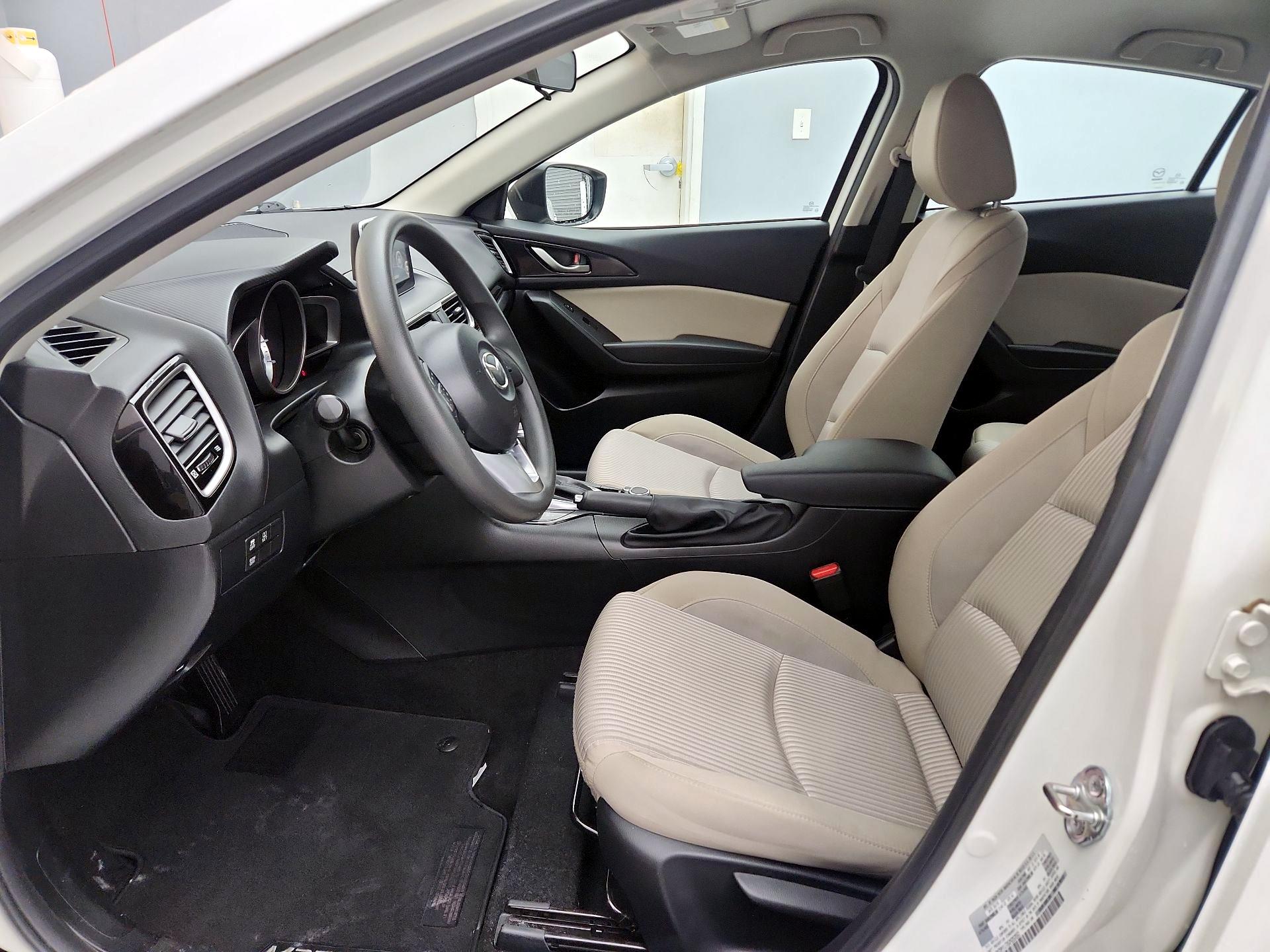 Thumbnail: 2016 Mazda Mazda3 - 11