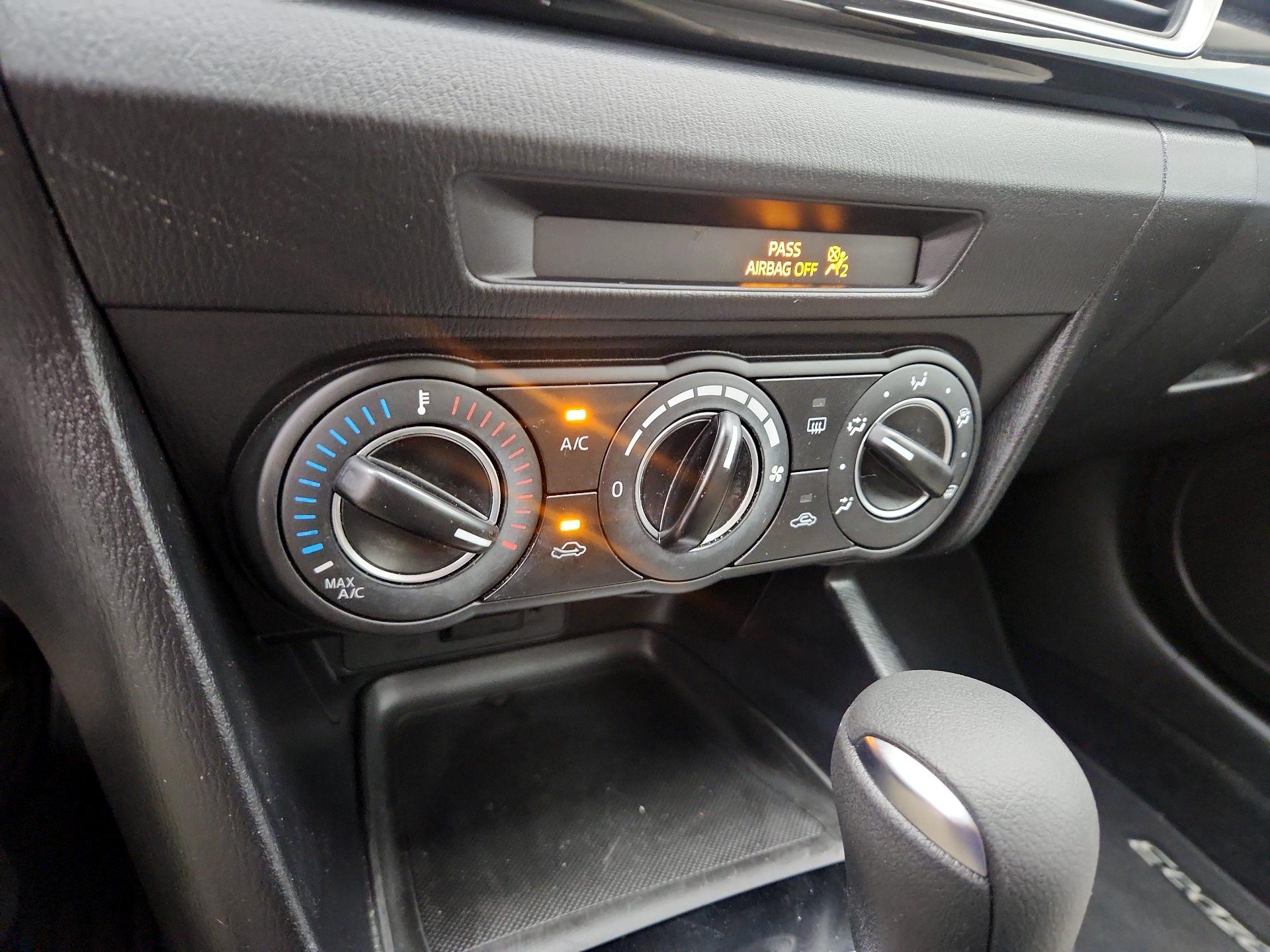 Thumbnail: 2016 Mazda Mazda3 - 16