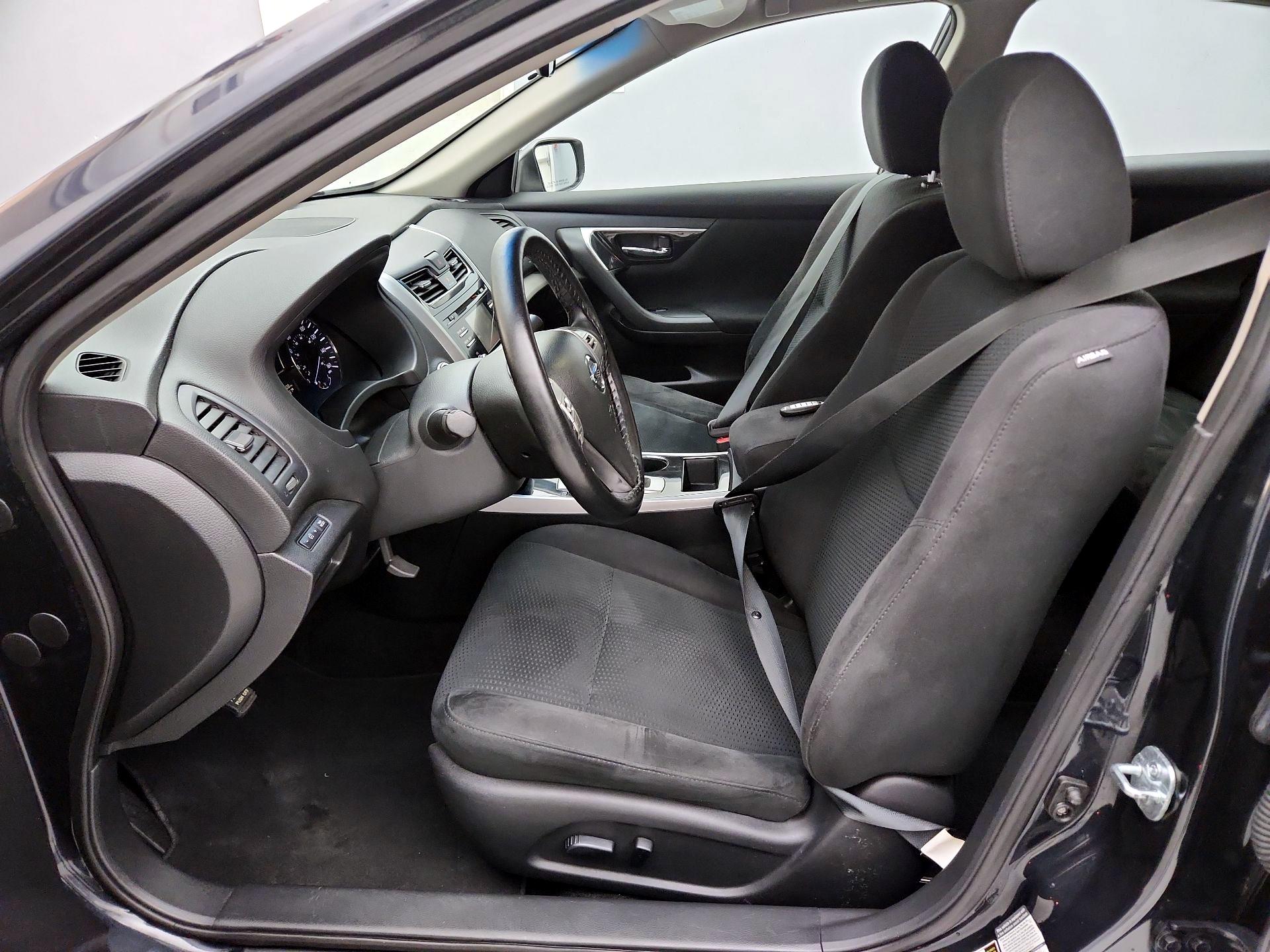 Thumbnail: 2014 Nissan Altima - 11