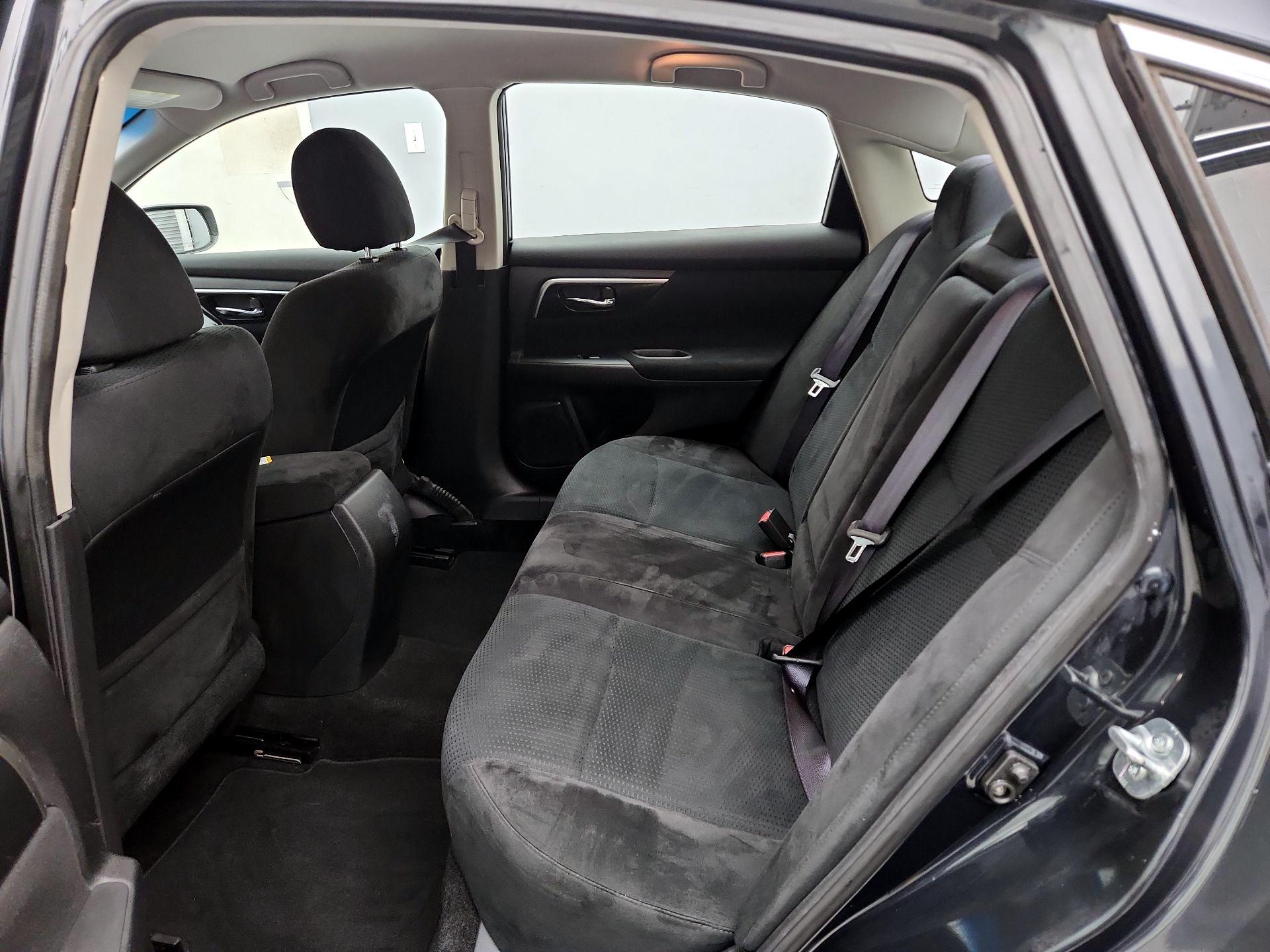 Thumbnail: 2014 Nissan Altima - 19