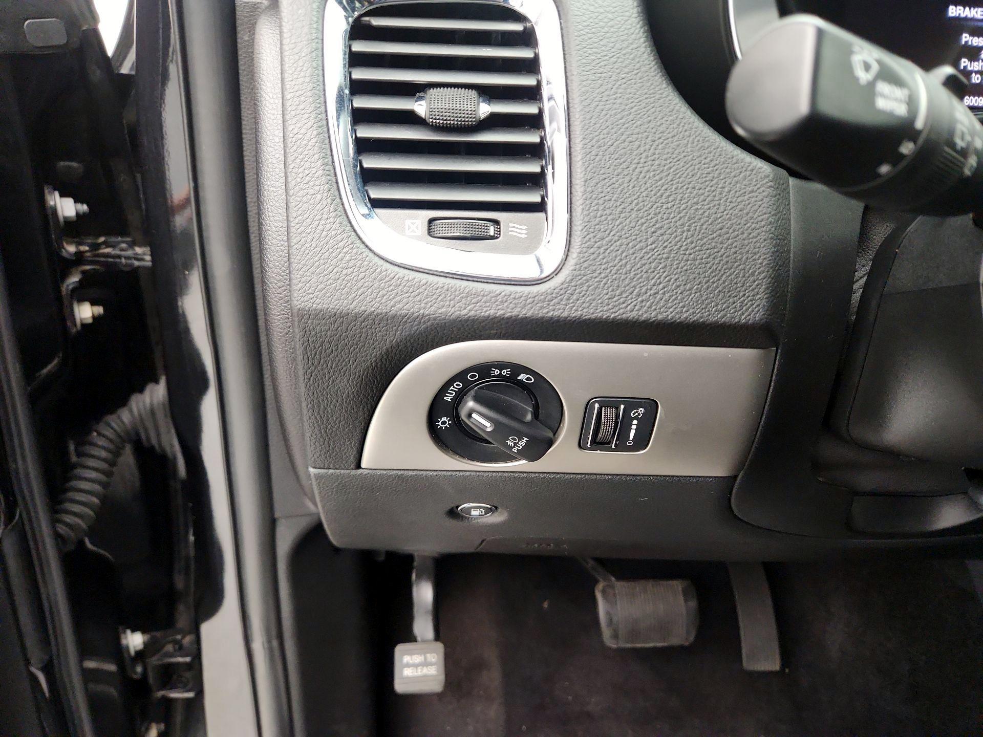 Thumbnail: 2015 Dodge Durango - 13