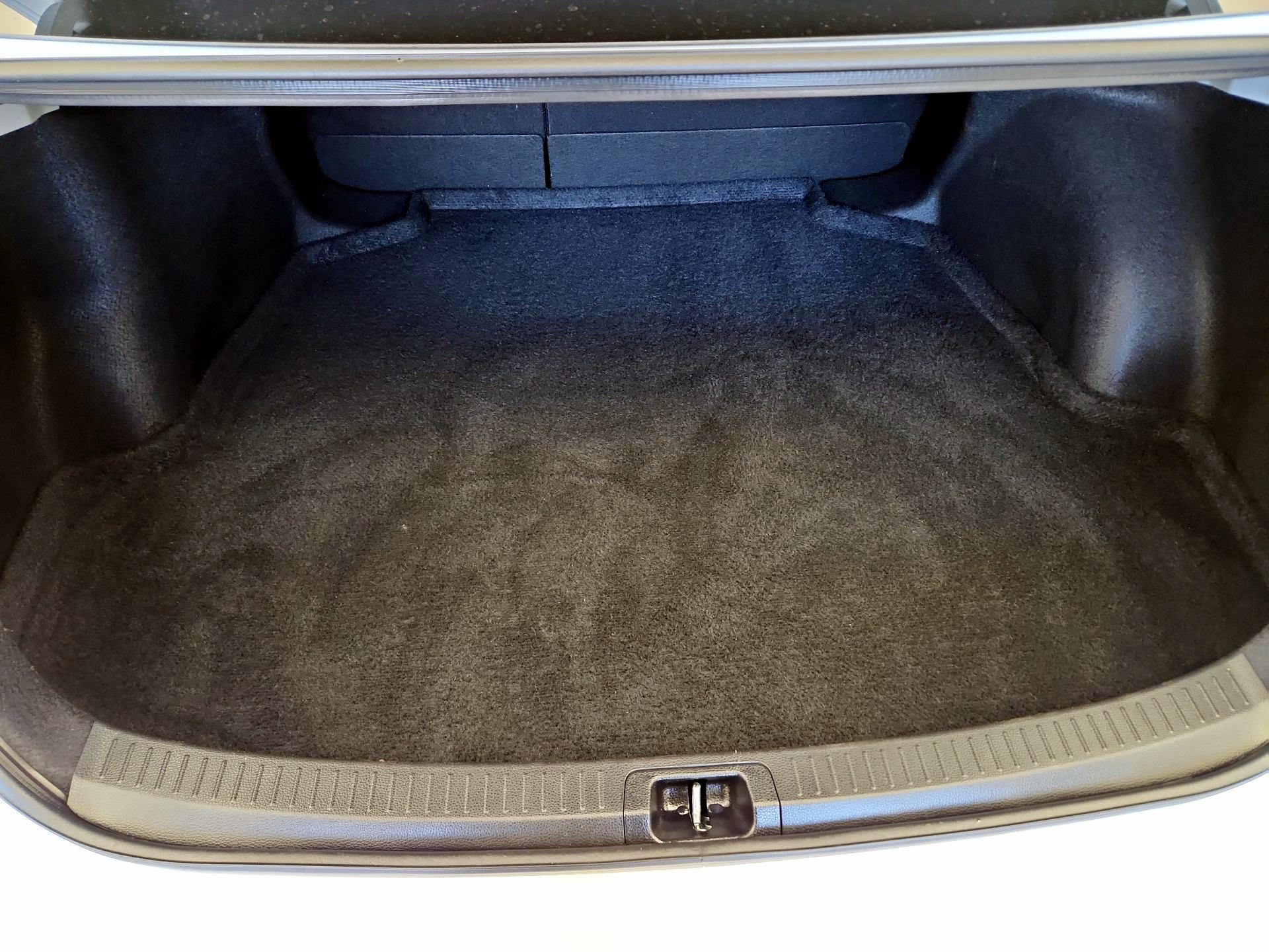 Thumbnail: 2023 Toyota Corolla - 20