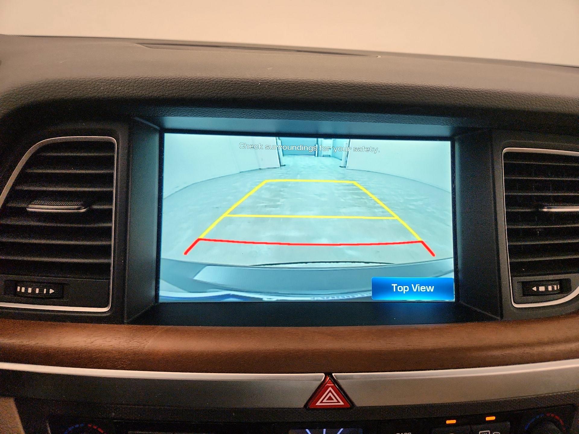 Thumbnail: 2017 Genesis G80 - 15