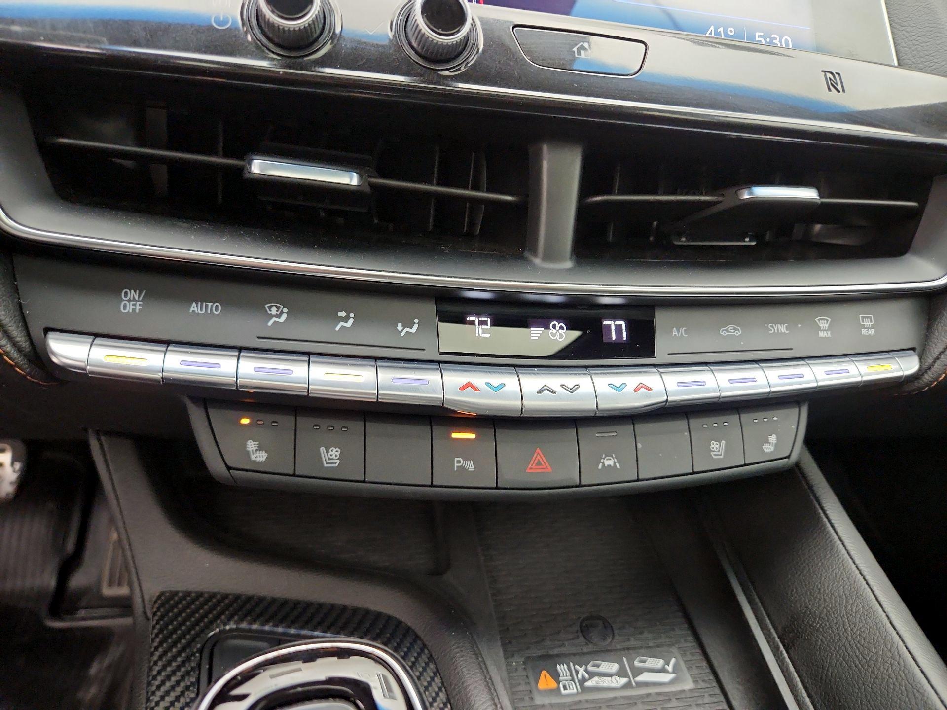 Thumbnail: 2021 Cadillac CT5 - 17