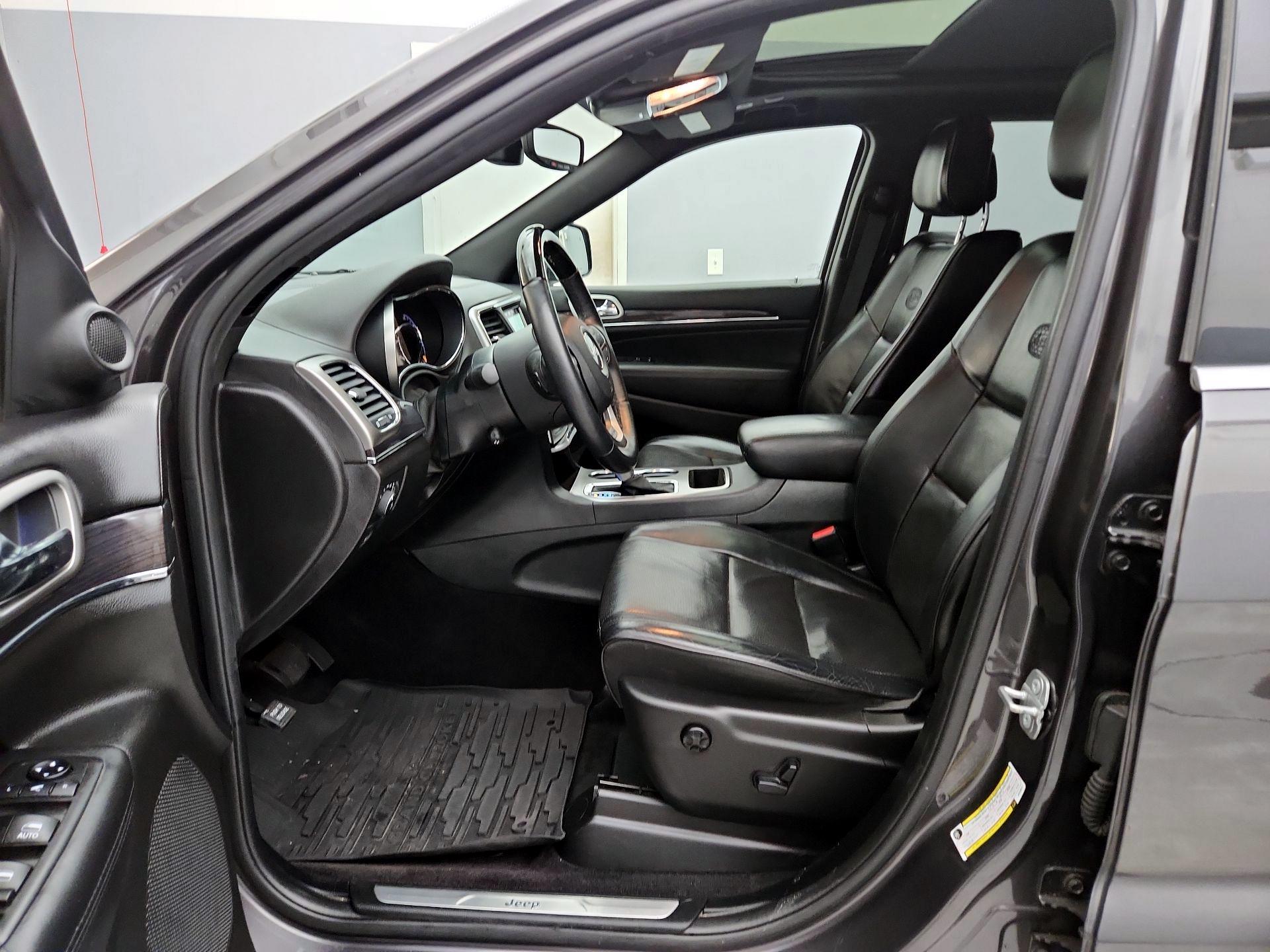 Thumbnail: 2018 Jeep Grand Cherokee - 11