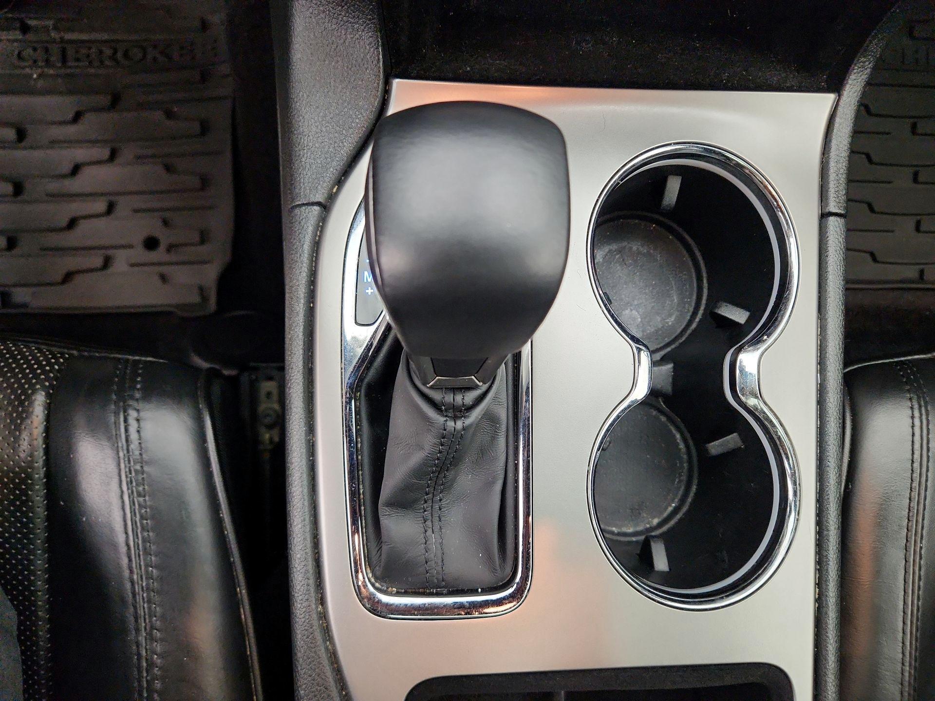 Thumbnail: 2018 Jeep Grand Cherokee - 18