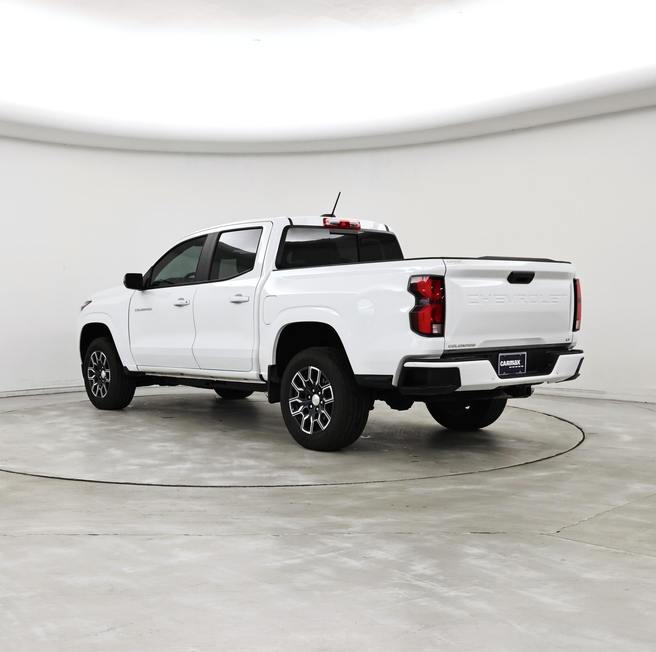 Thumbnail: 2023 Chevrolet Colorado - 2