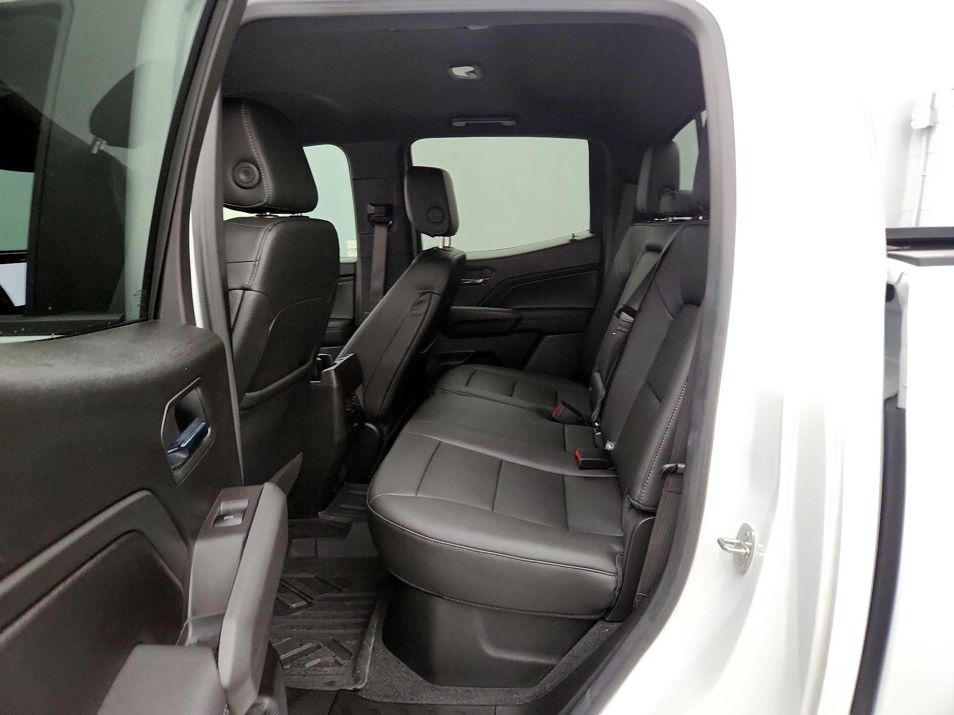 Thumbnail: 2023 Chevrolet Colorado - 20