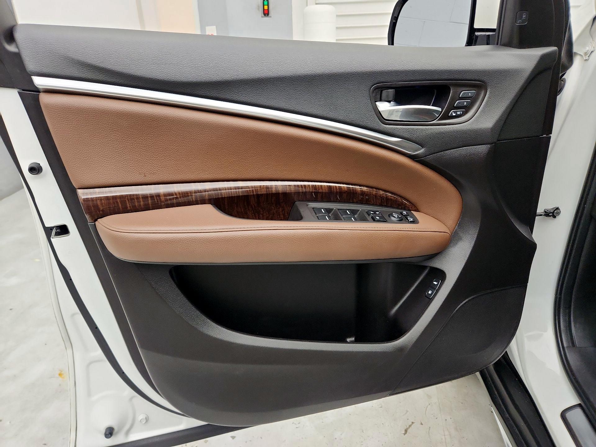 Thumbnail: 2018 Acura MDX - 12